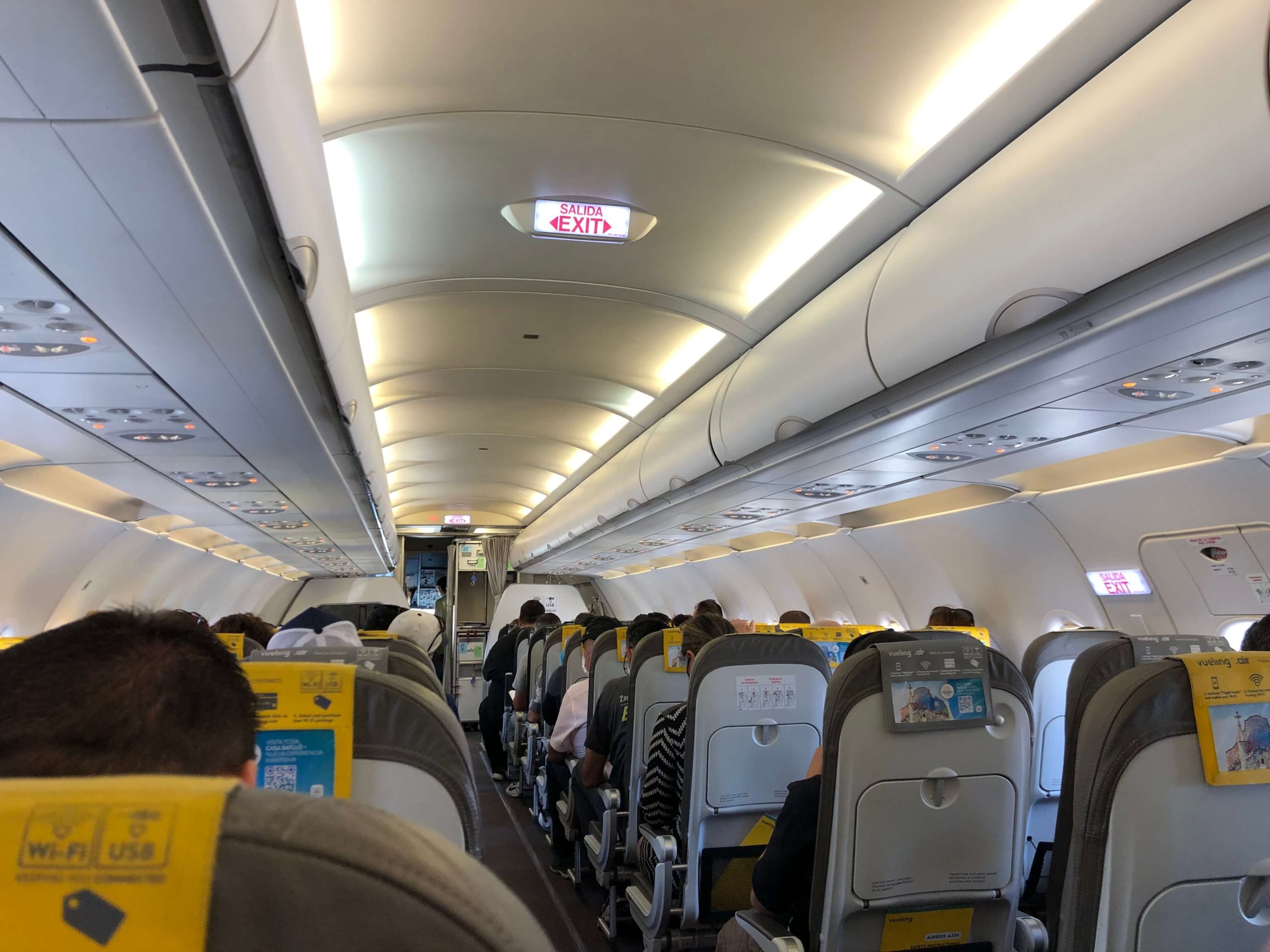 ブエリング航空機内