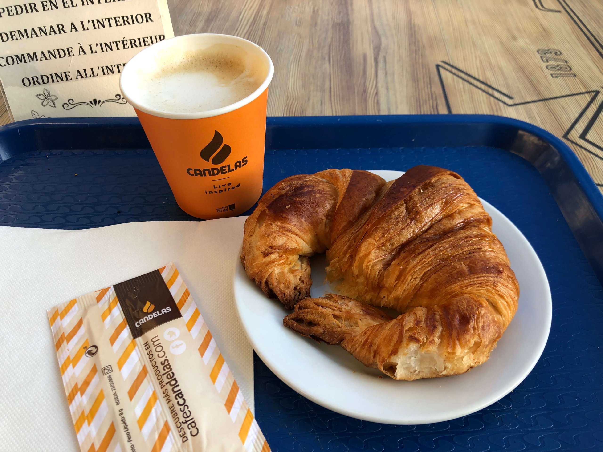 グエル公園の近くのカフェ