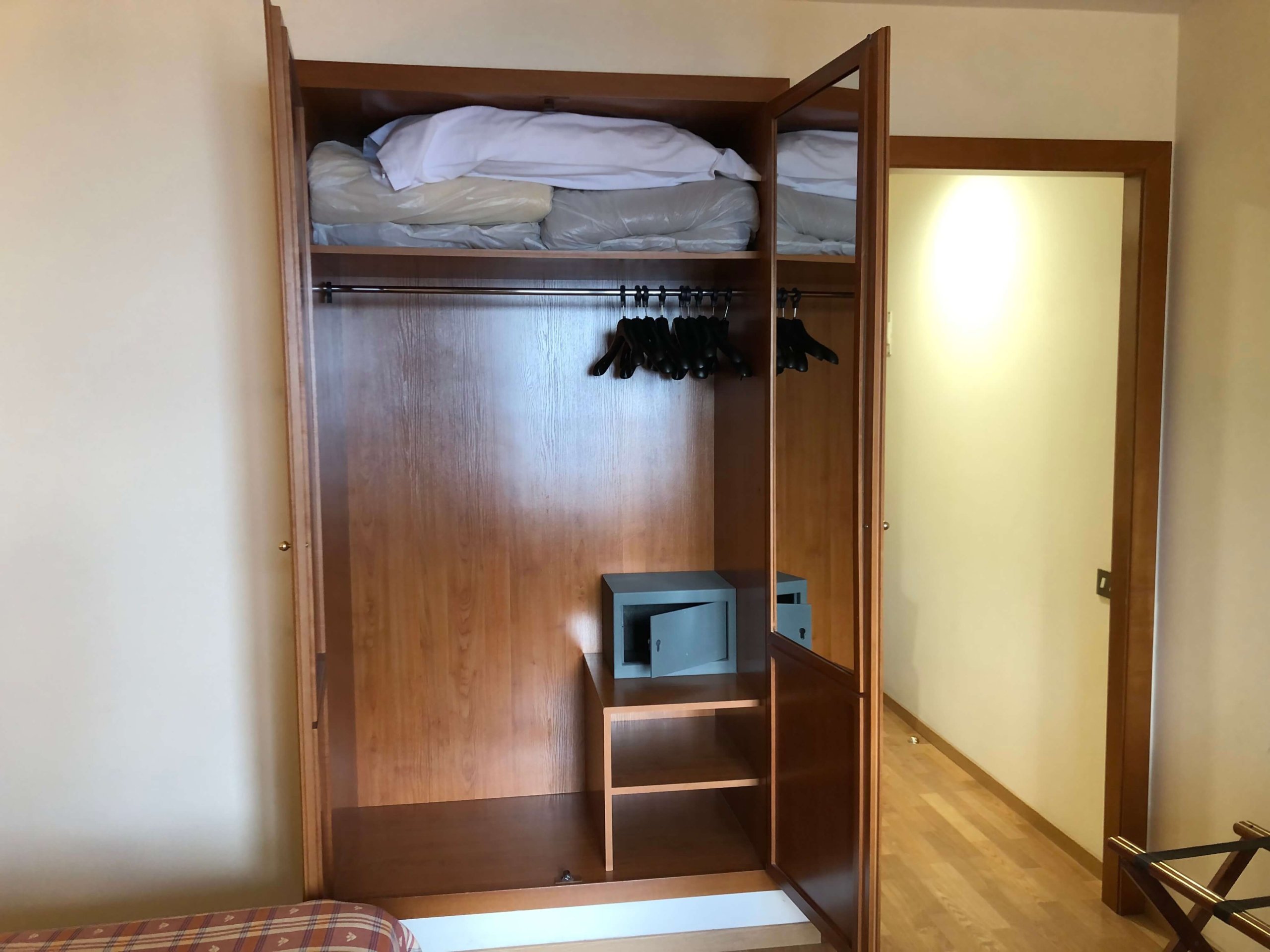 ホテル　アバト　シスネロス　モントセラト