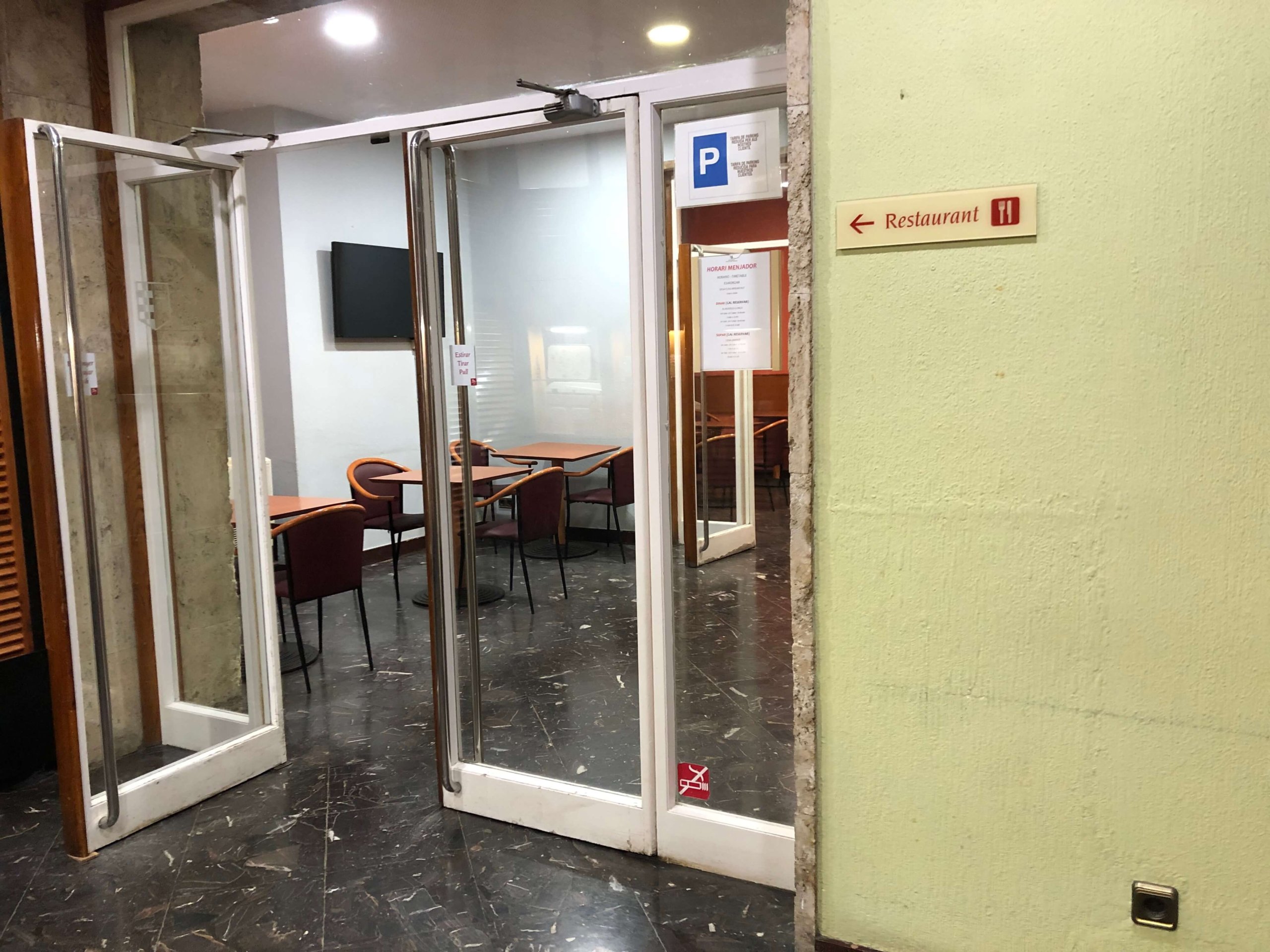 ホテル　アバト　シスネロス　モントセラト・レストラン