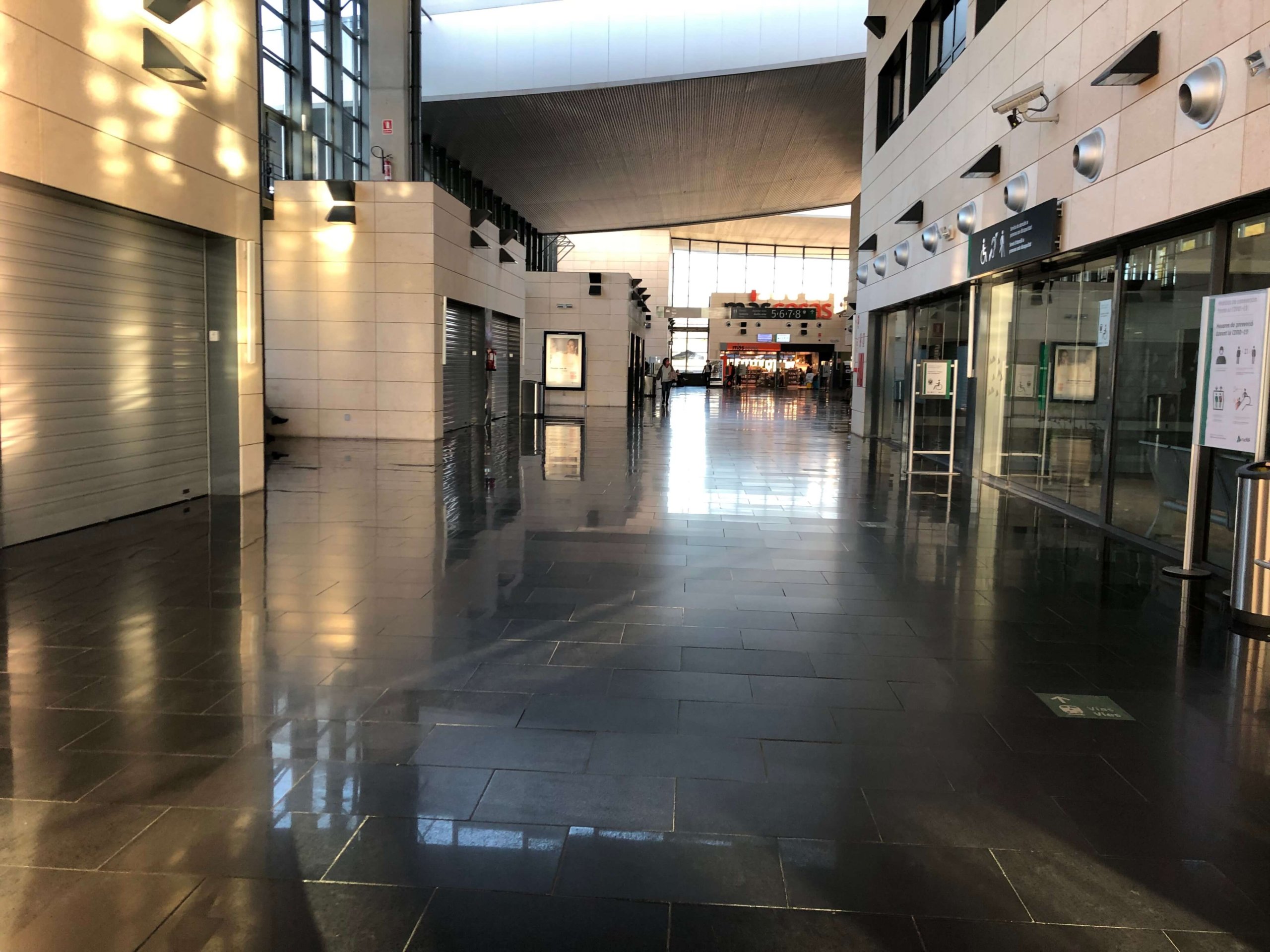 CAMP DE TARRAGONA駅