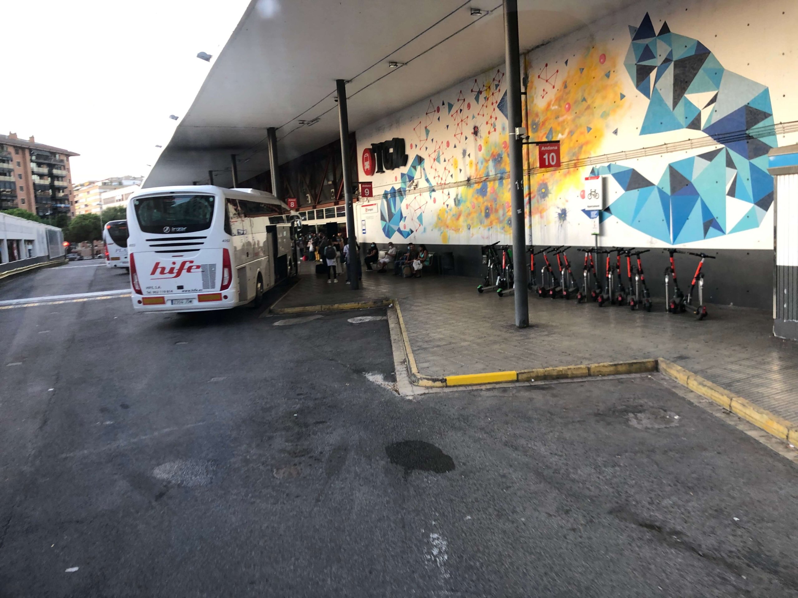 TGNバスターミナル