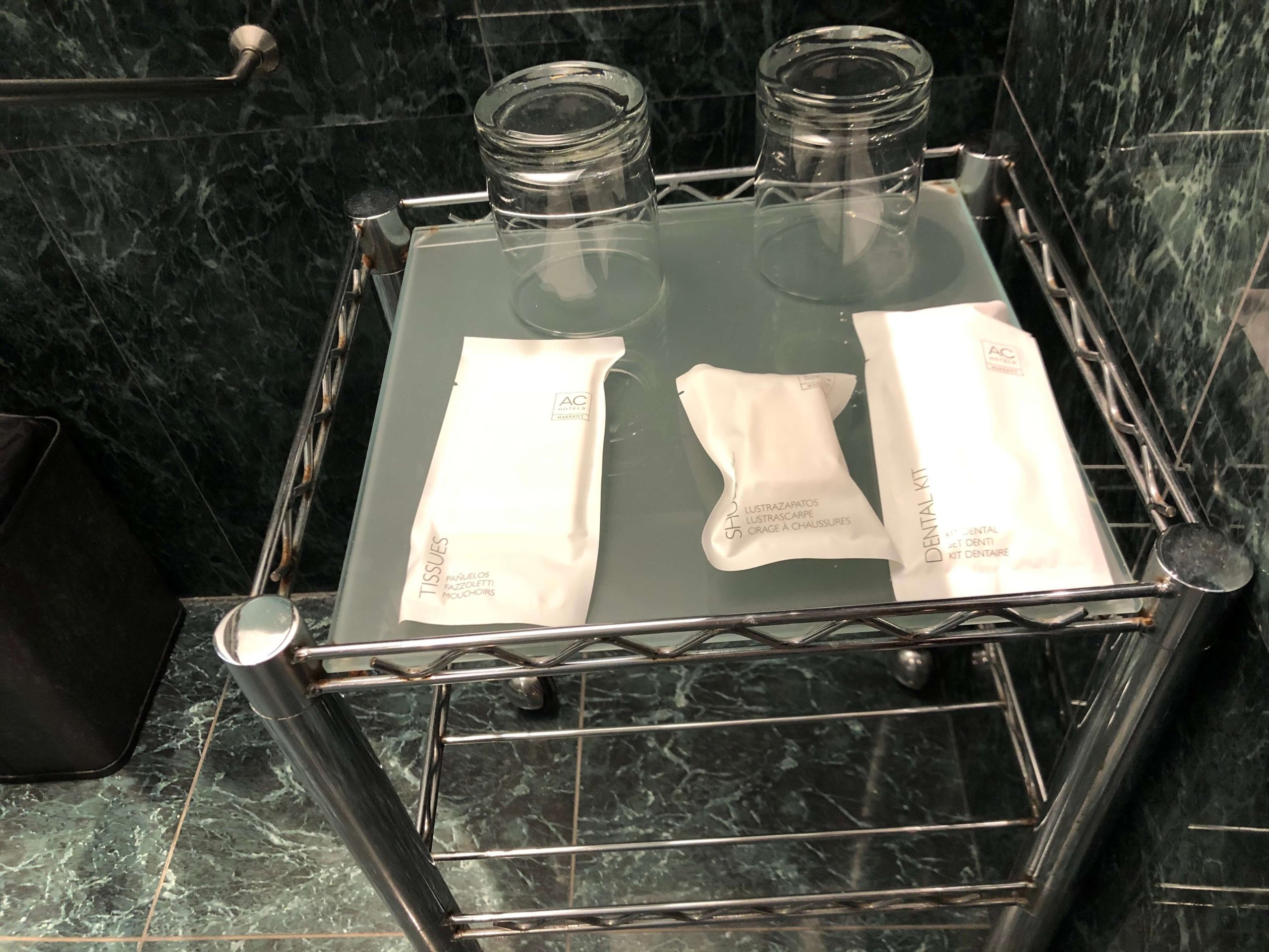 ACホテル・タラゴナ・バスルーム