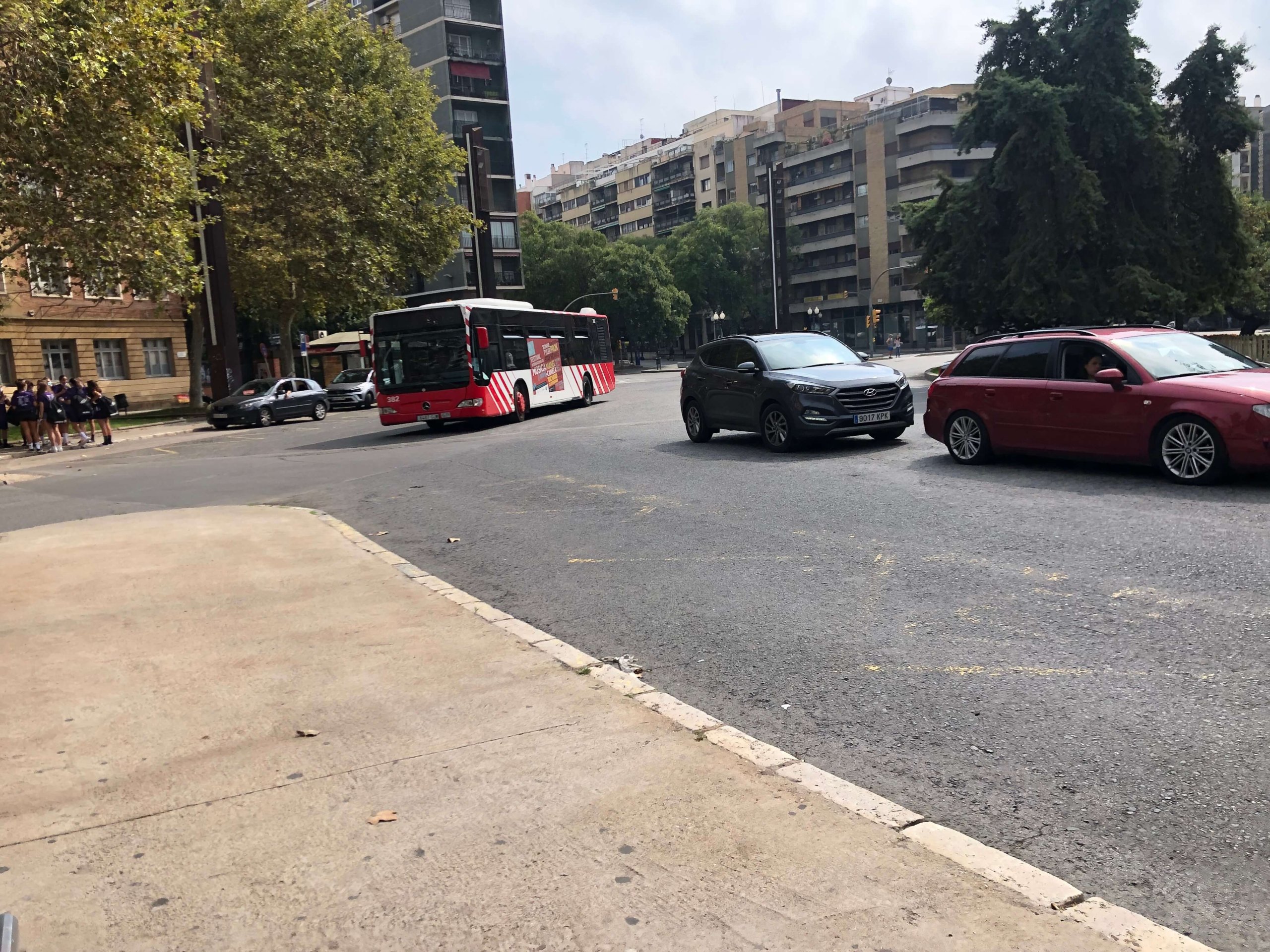 タラゴナ・バス