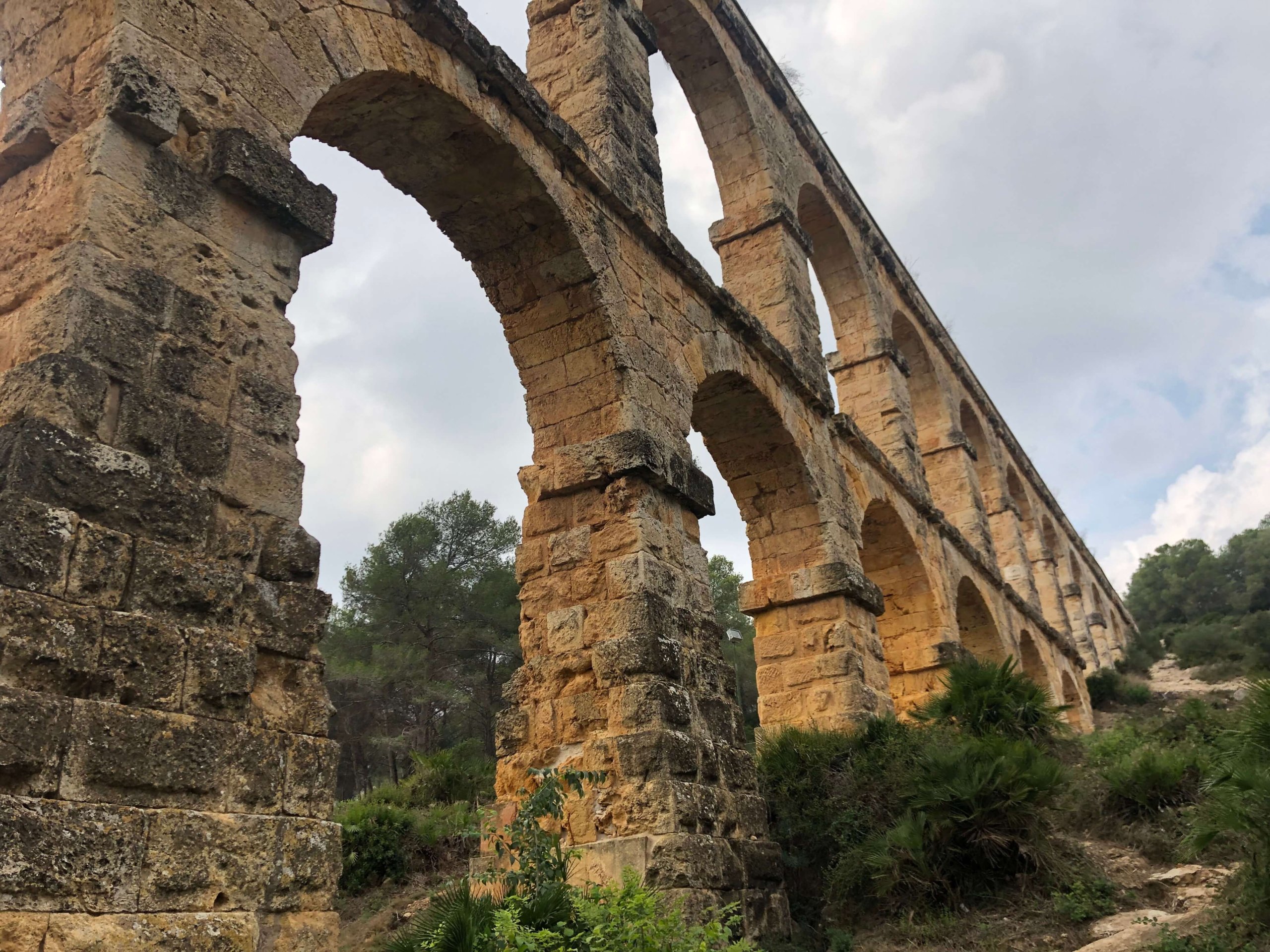 ラス・ファレラス水道橋