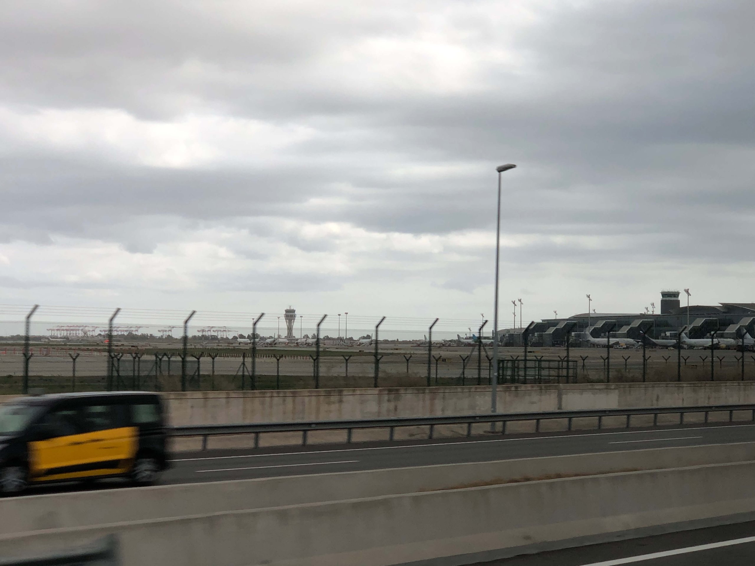 エル・プラット空港