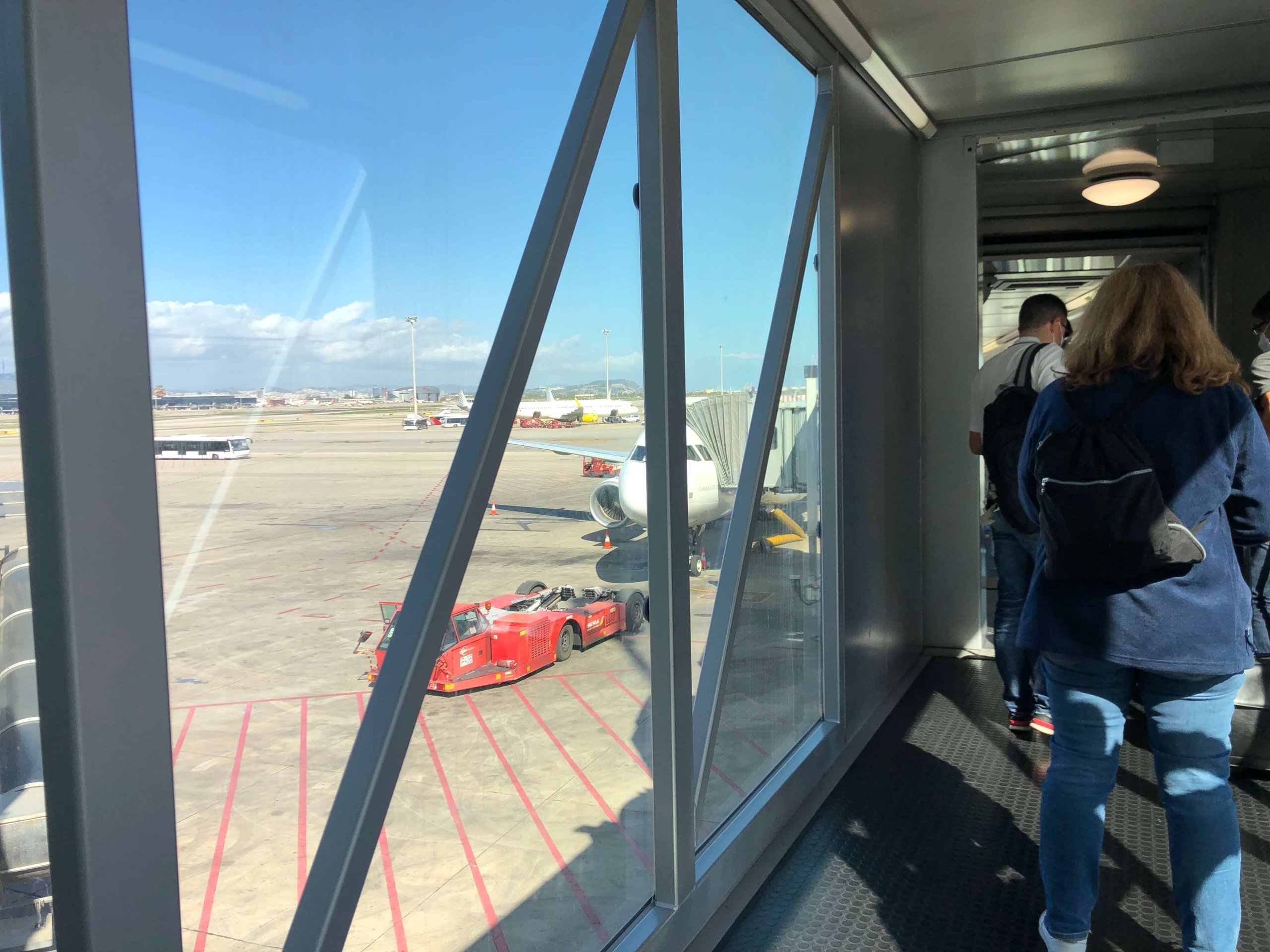 ボーディングブリッジ