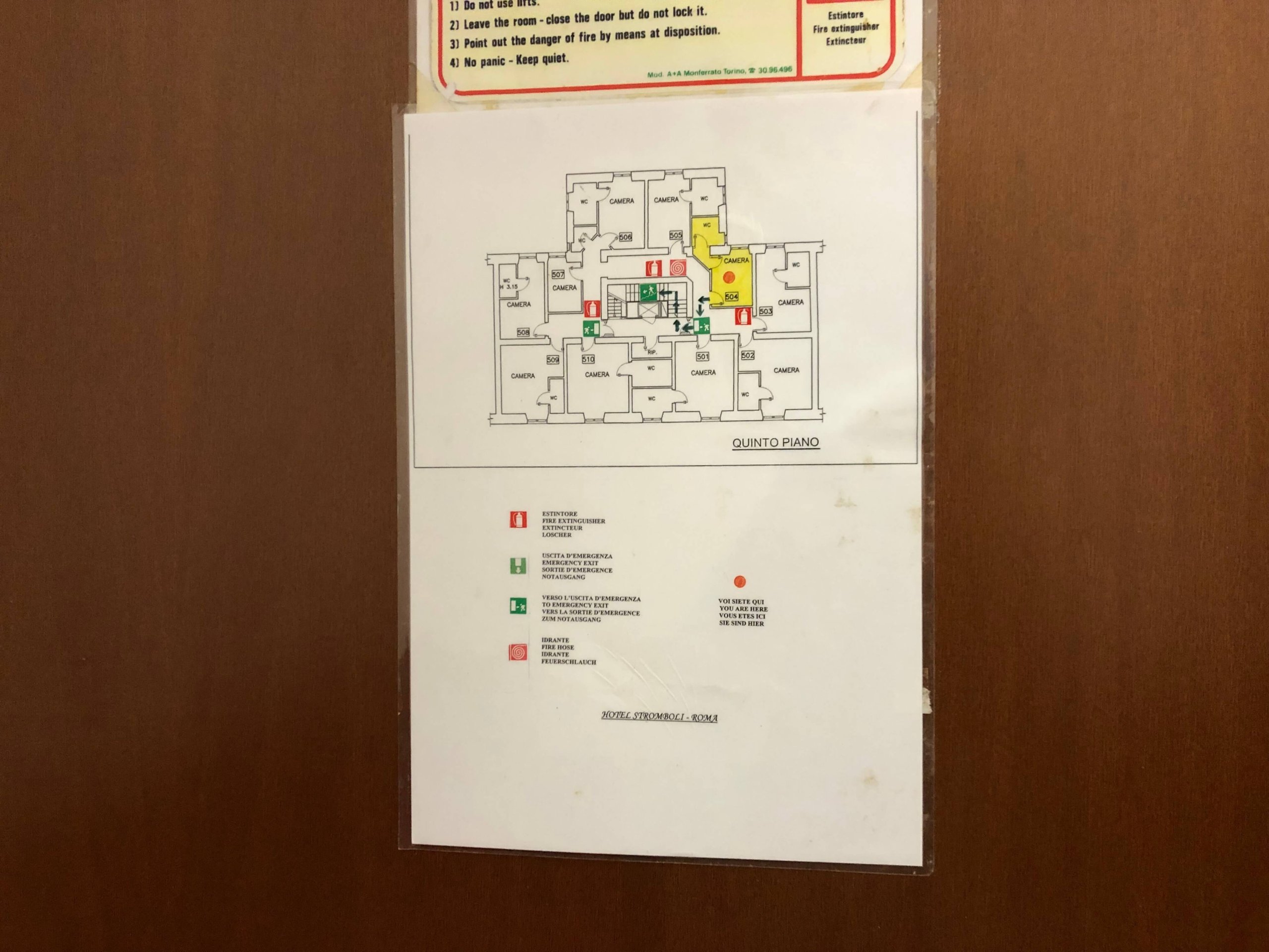 ホテル・ストロンボリ