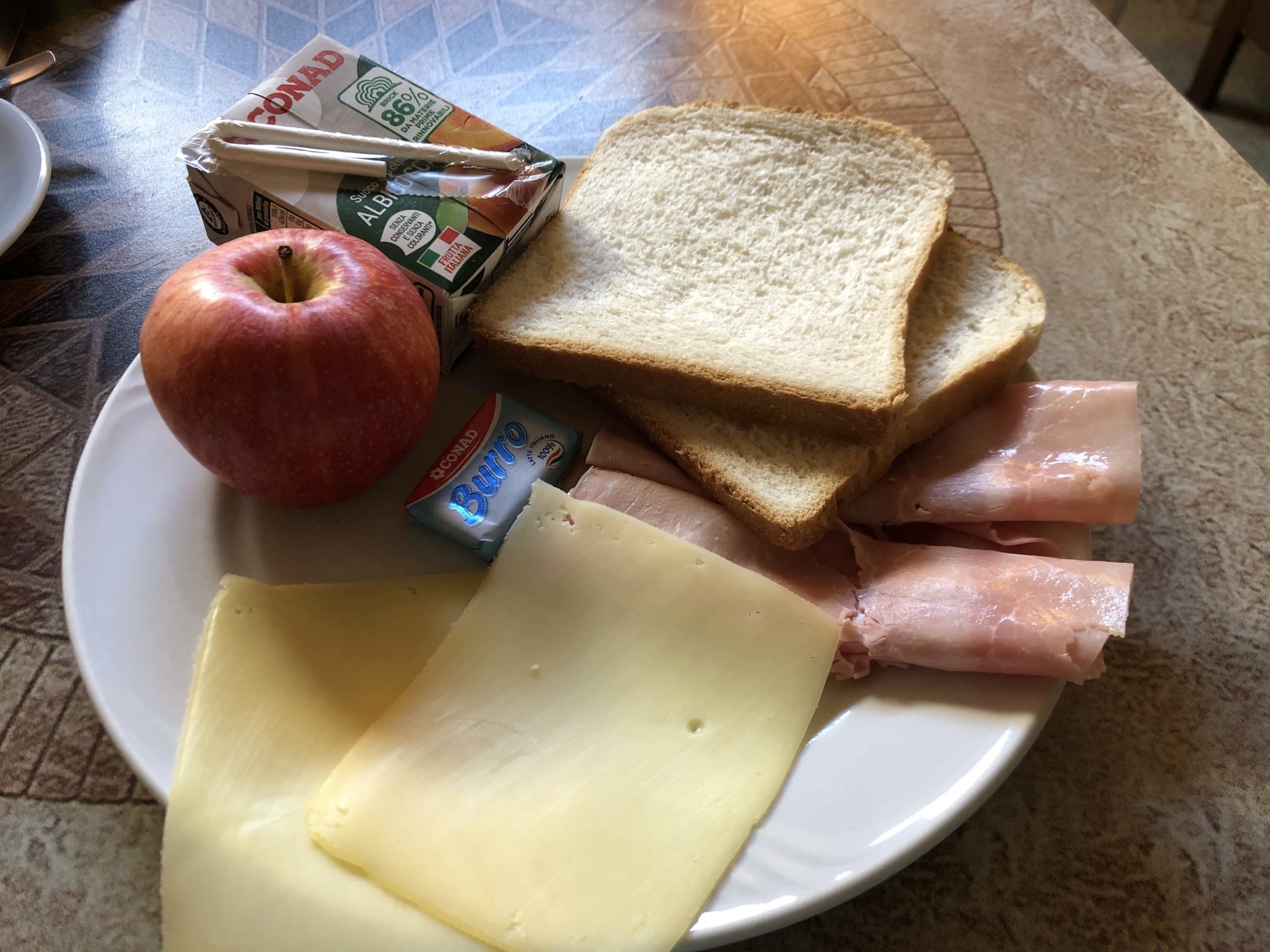 ホテル・ストロンボリ・朝食食べたもの
