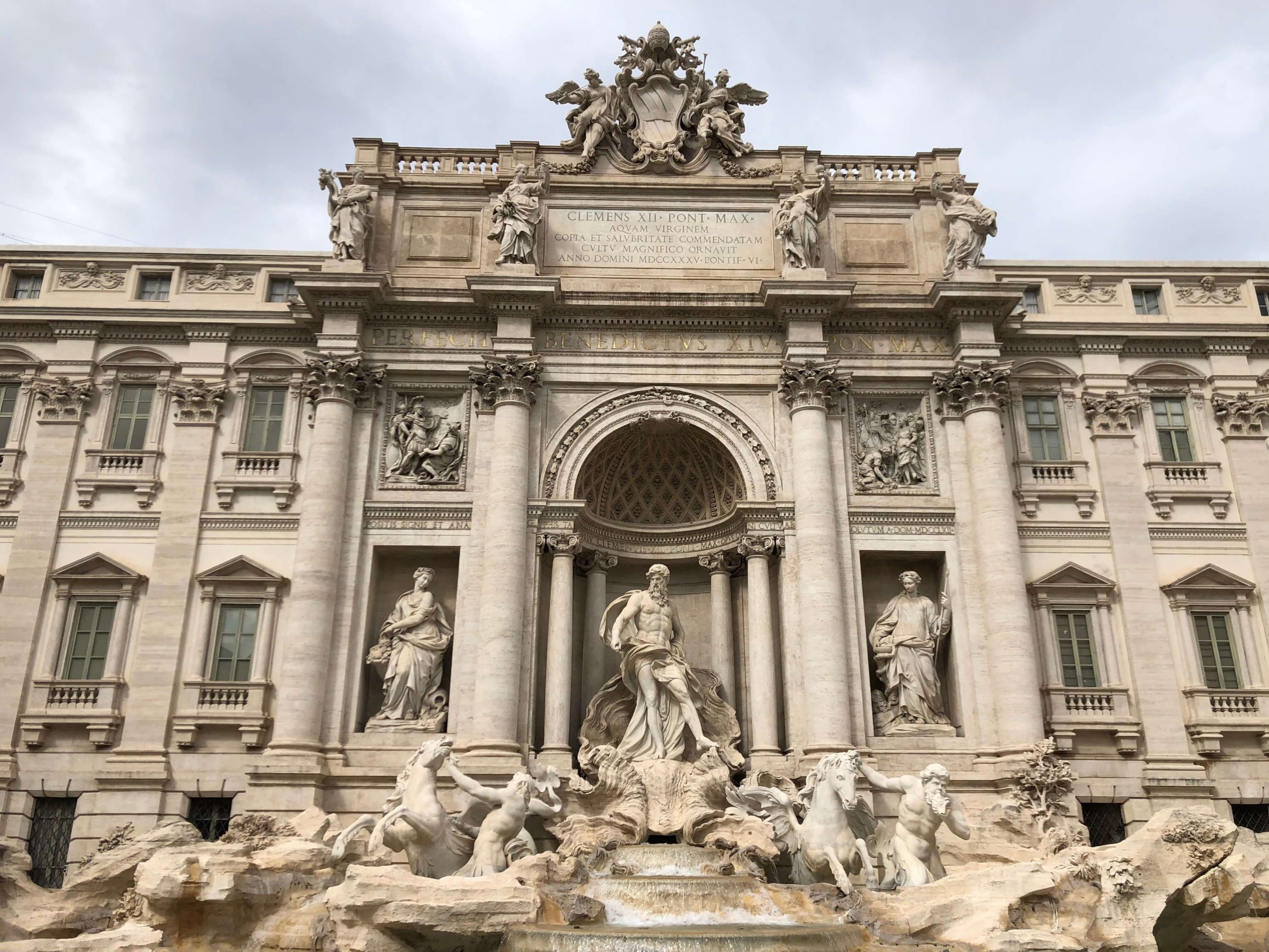 ローマ・トレビの泉