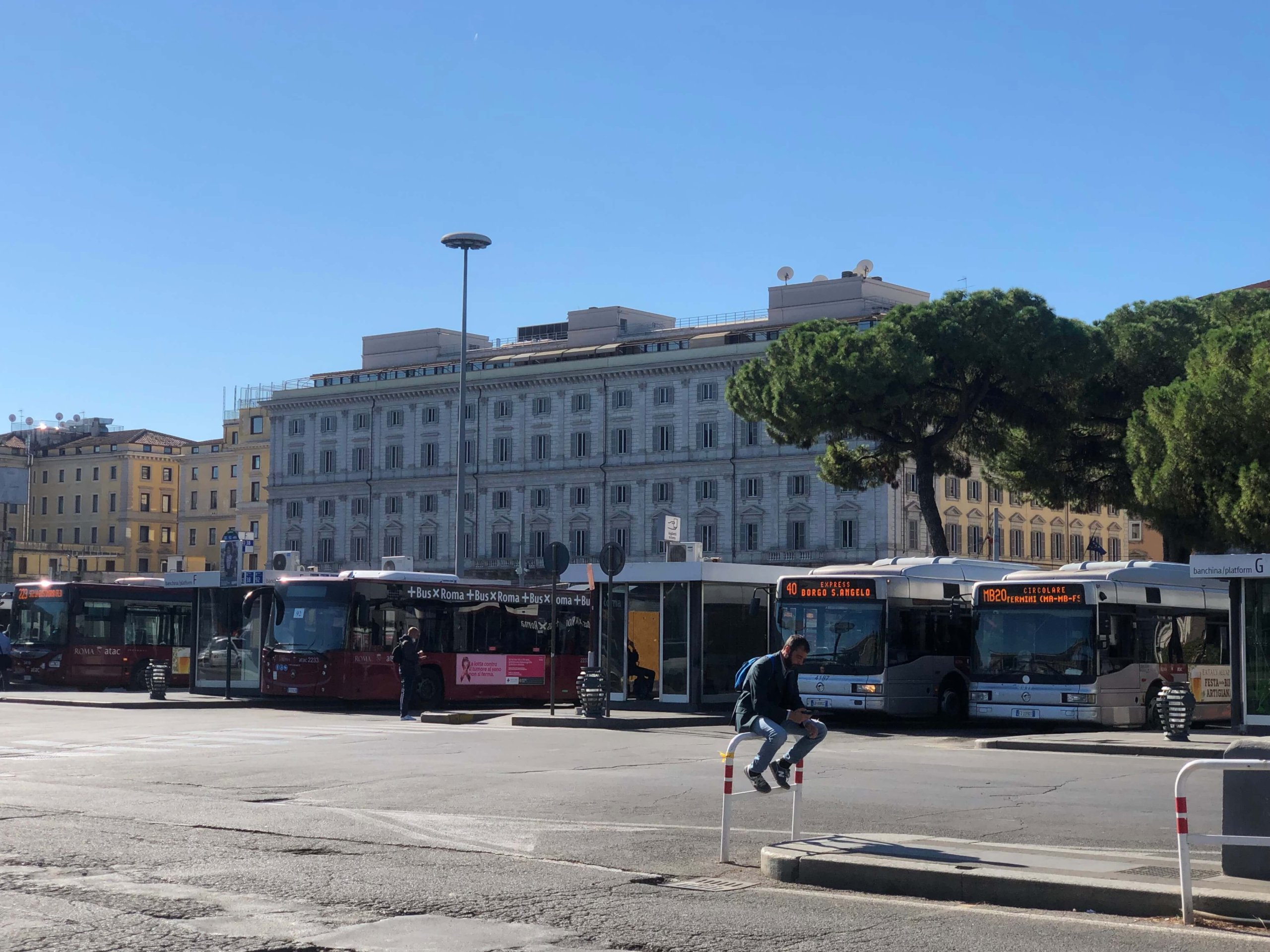 ローマ・バス停