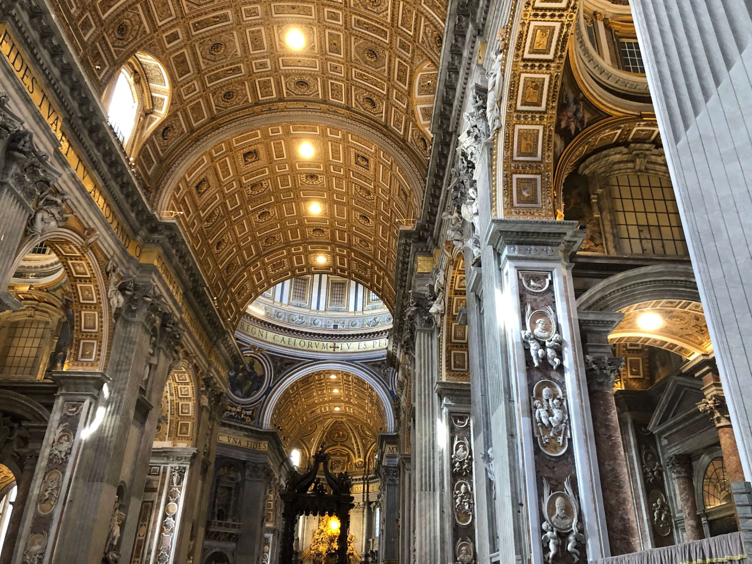 バチカン市国・サンピエトロ大聖堂
