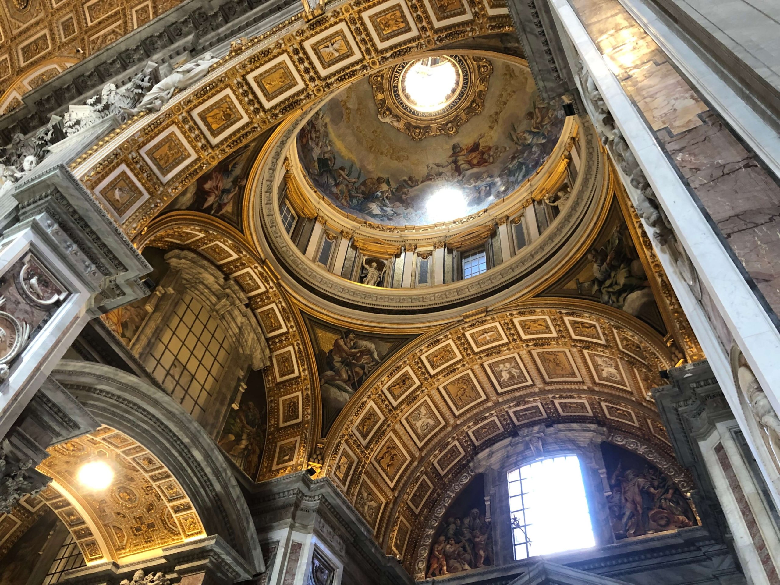 バチカン市国・サンピエトロ大聖堂