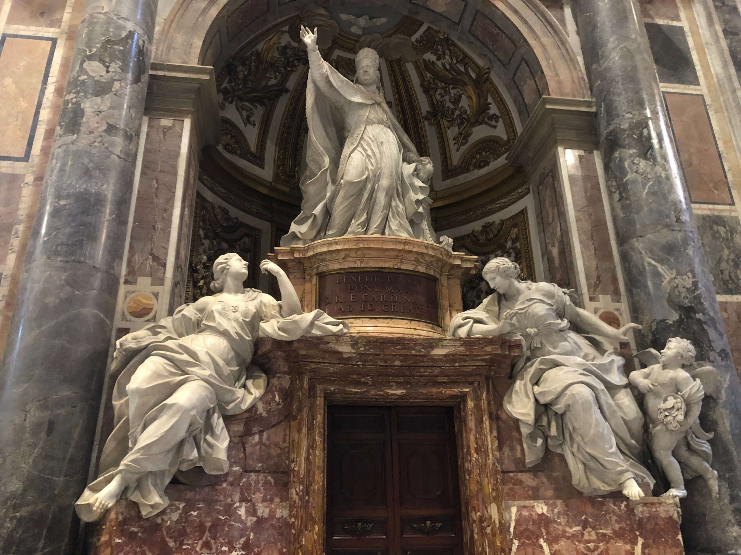 バチカン市国・サンピエトロ大聖堂