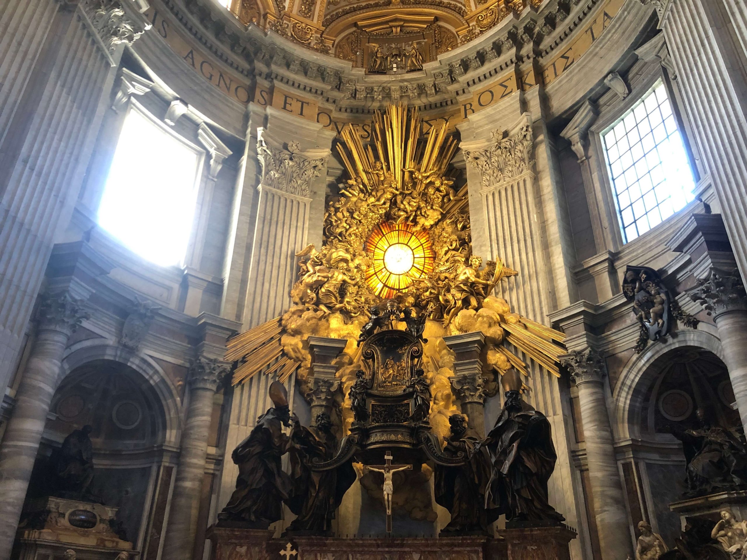 バチカン市国・サンピエトロ大聖堂