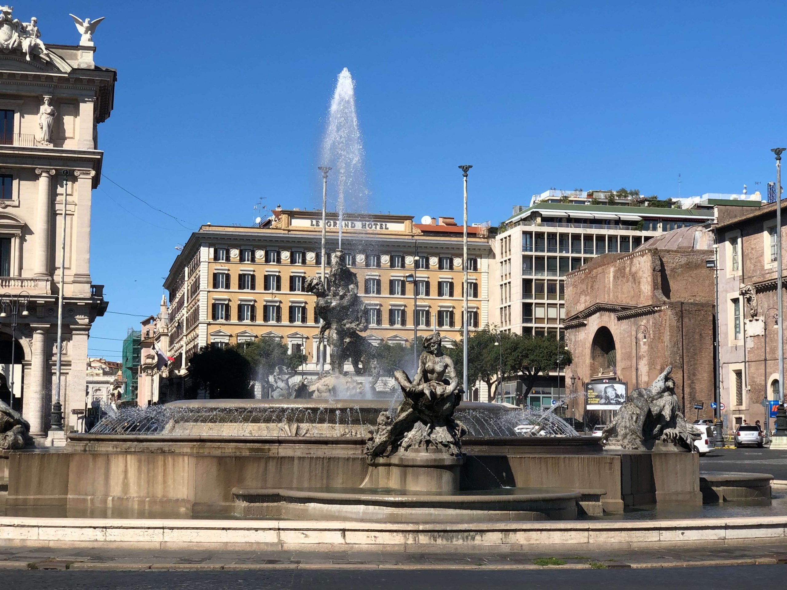 ローマ・共和国広場