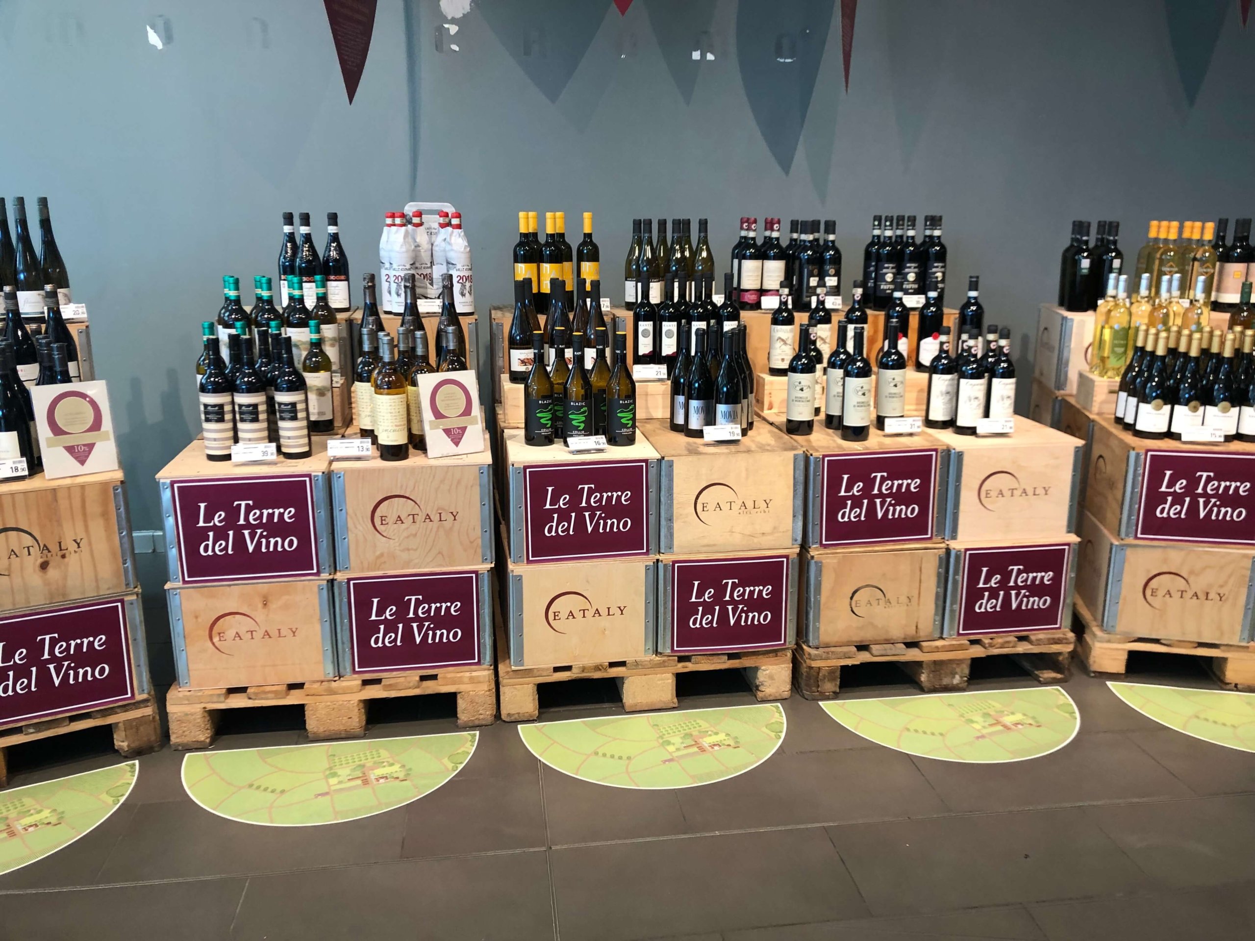 EATALY・ワイン売り場