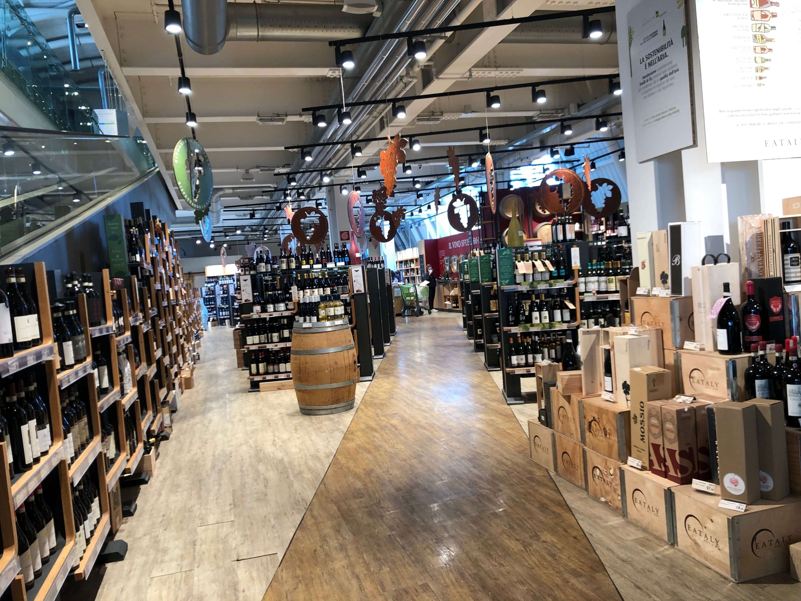EATALY・ワイン売り場