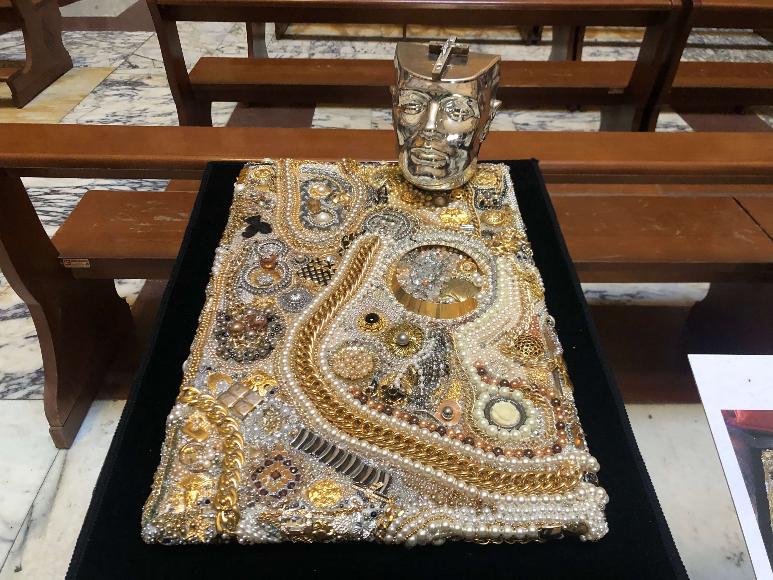 ローマ・パンテオンでの展示物