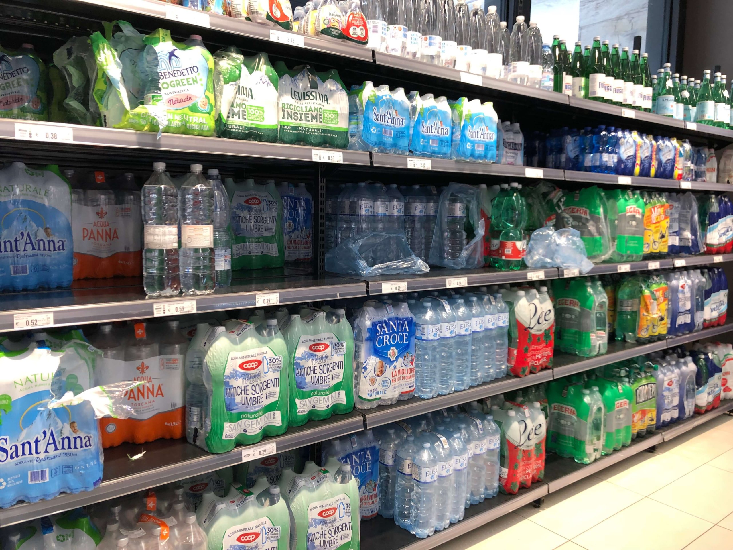 テルミニ駅のcoop