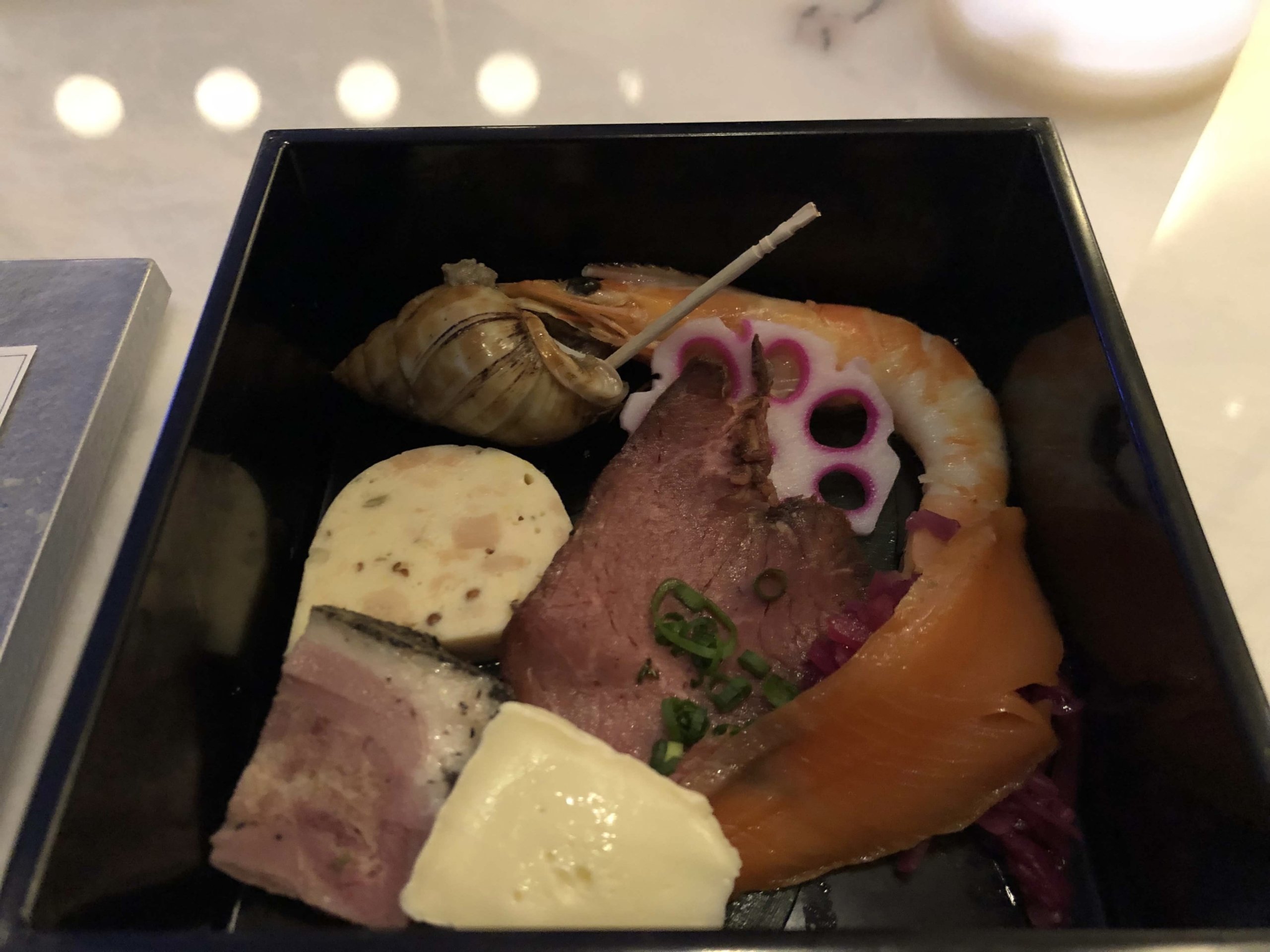 コートヤード大阪本町M18オードブル