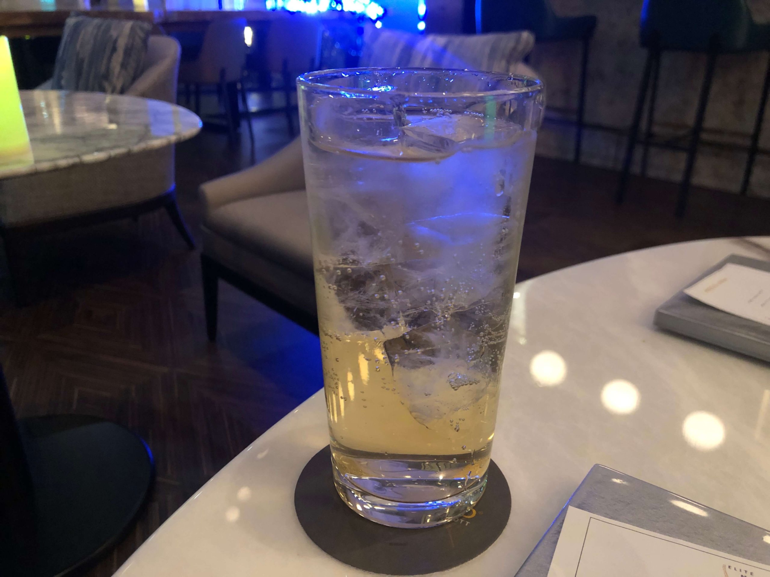 コートヤード大阪本町M18ドリンク