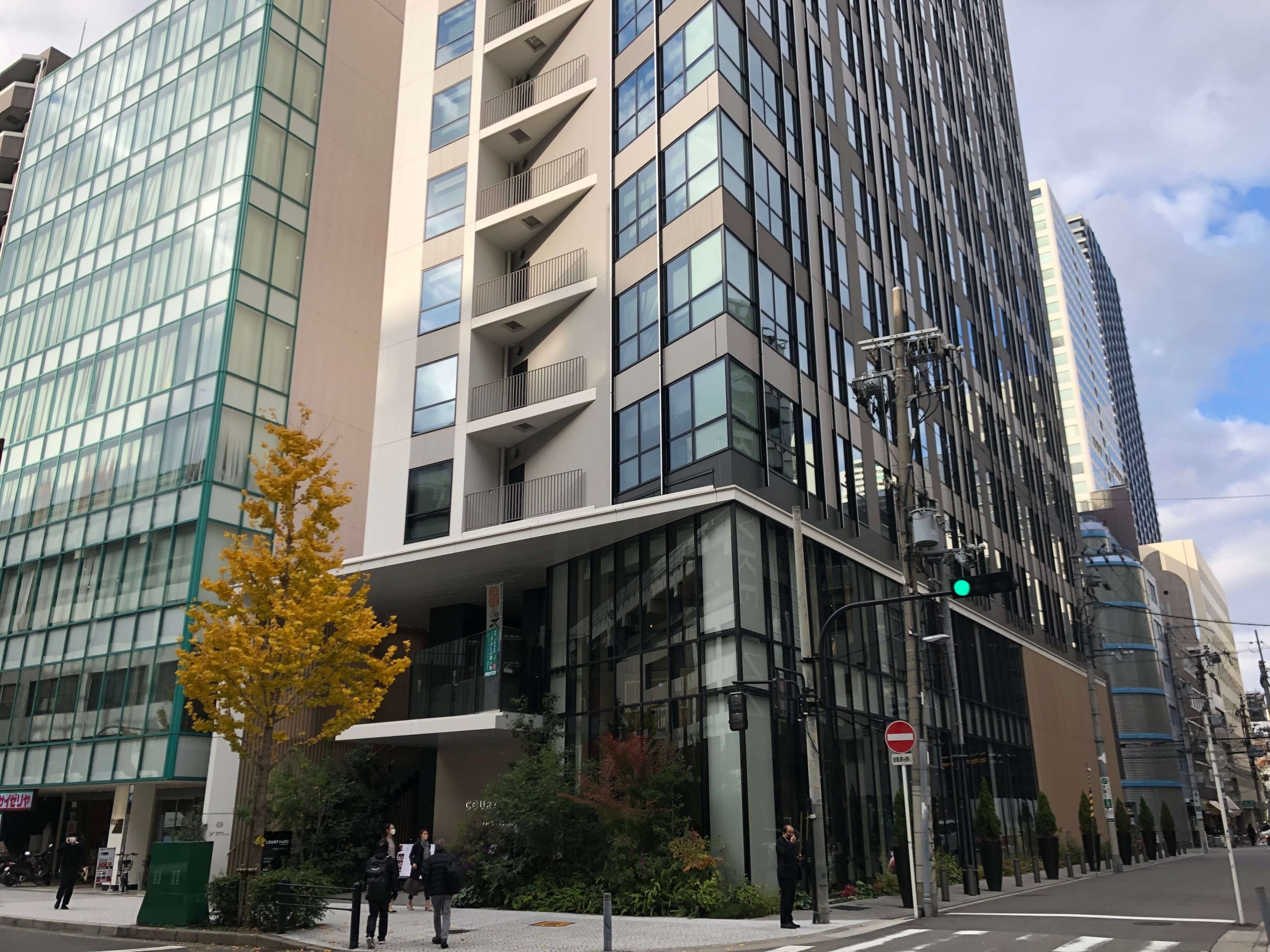 コートヤード大阪本町外観
