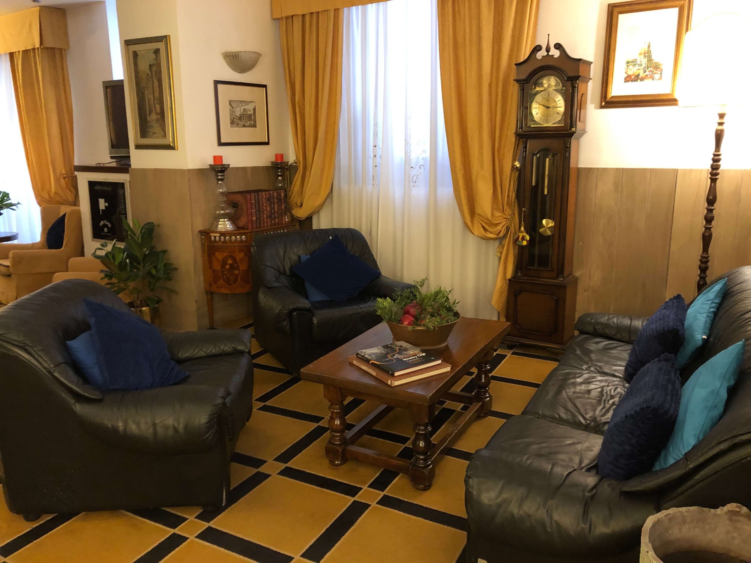 ホテル サン ジョルジオ & オリンピック・ロビー