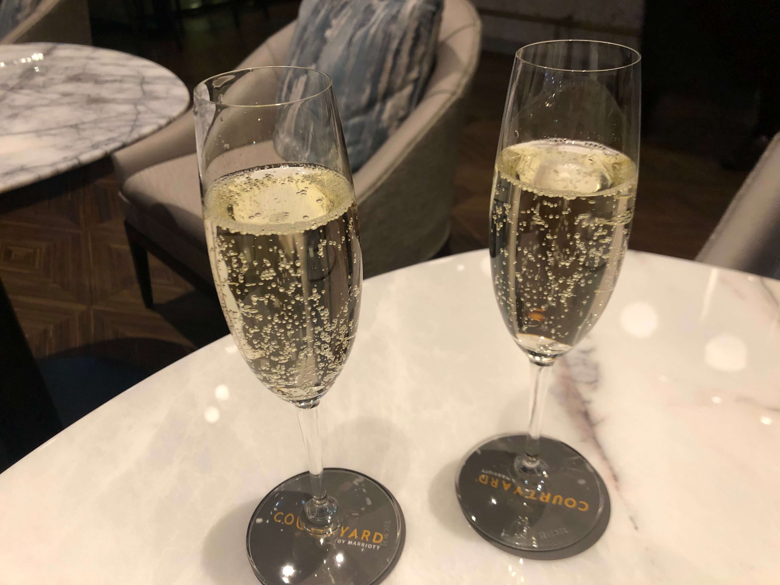 コートヤード大阪本町エリートアワー・スパークリングワイン