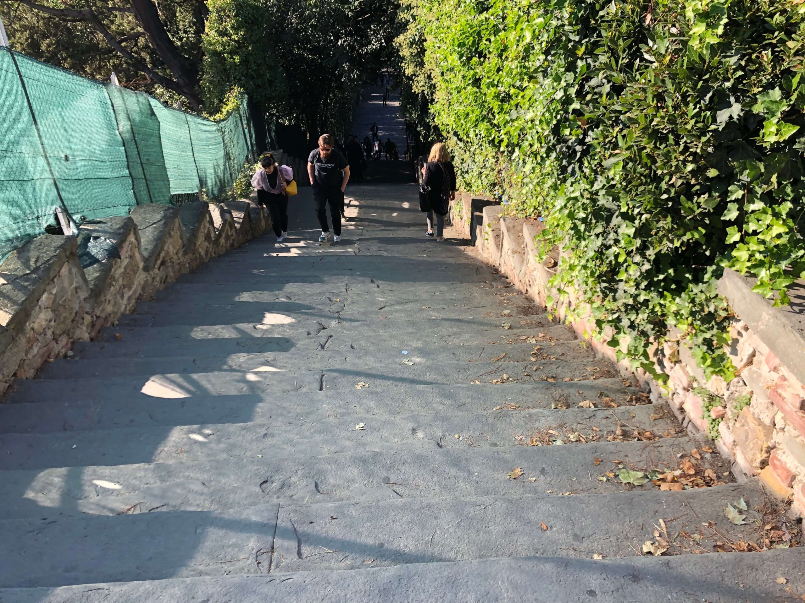 フィレンツェ・ミケランジェロ広場への道