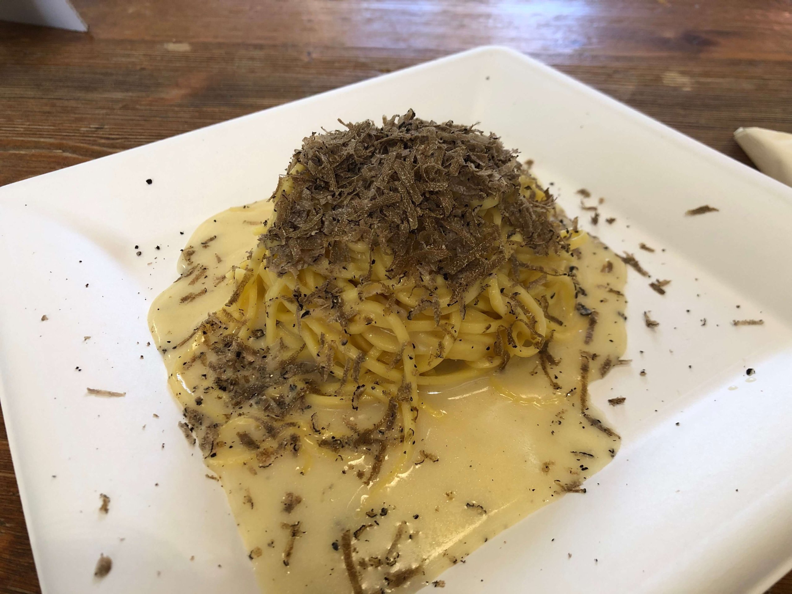 フィレンツェ・メルカートセントラル・トリュフパスタ