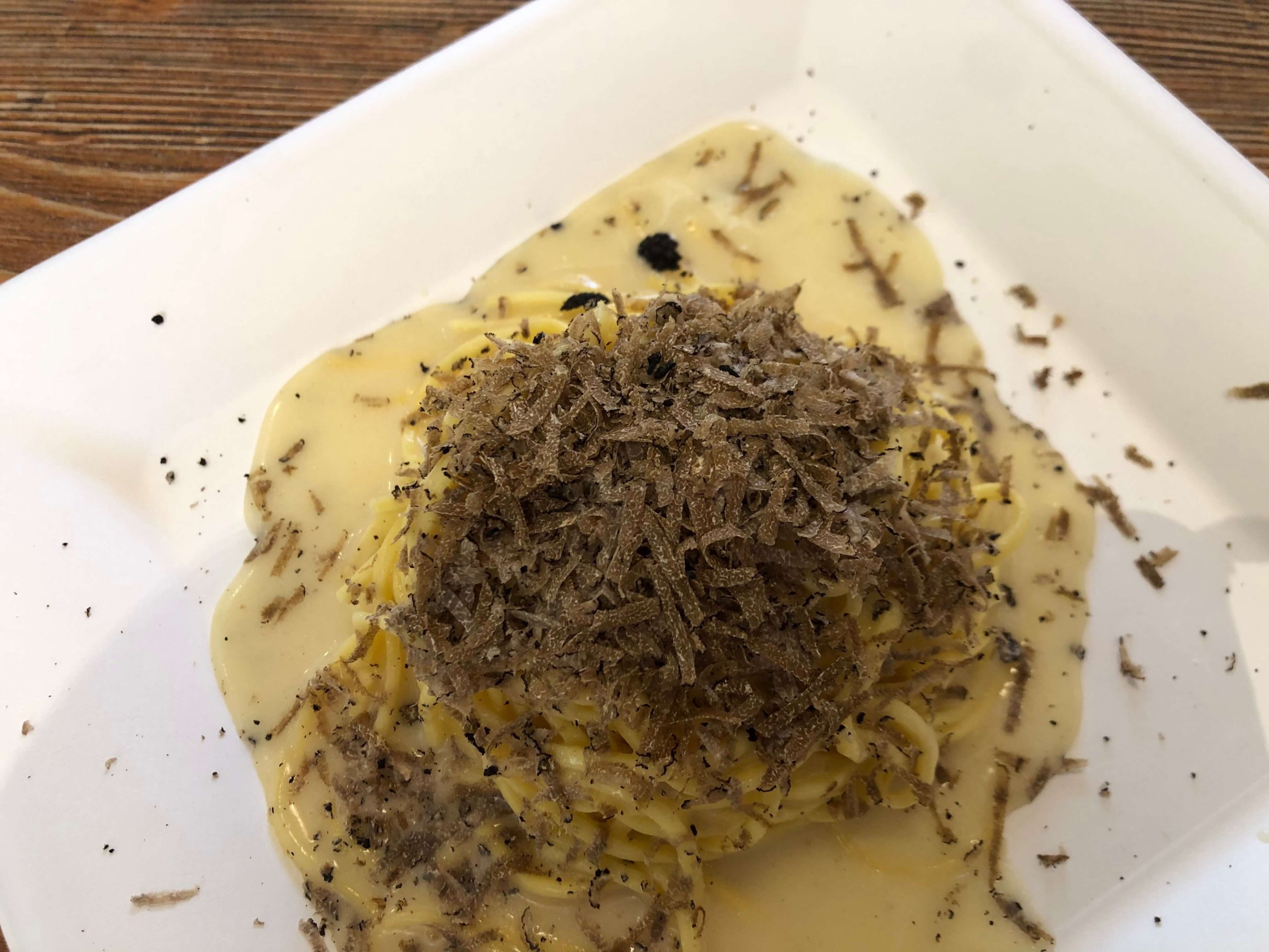 フィレンツェ・メルカートセントラル・トリュフパスタ