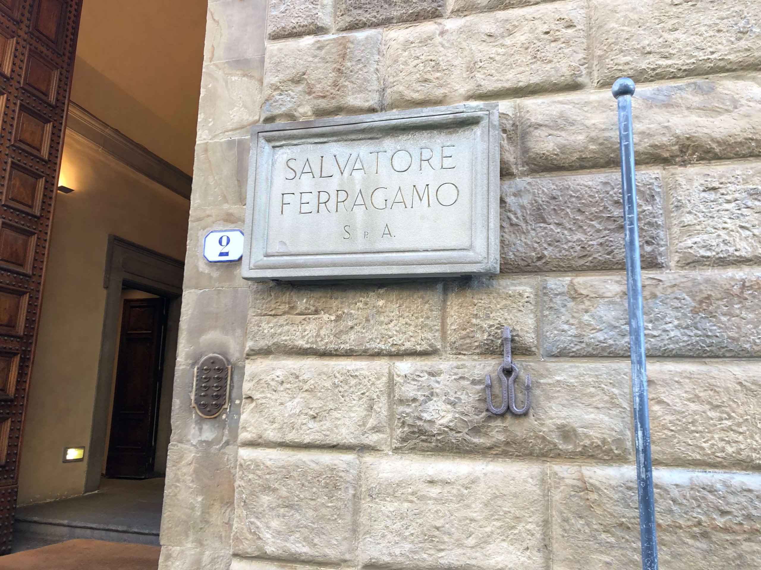 フィレンツェ・フェラガモ