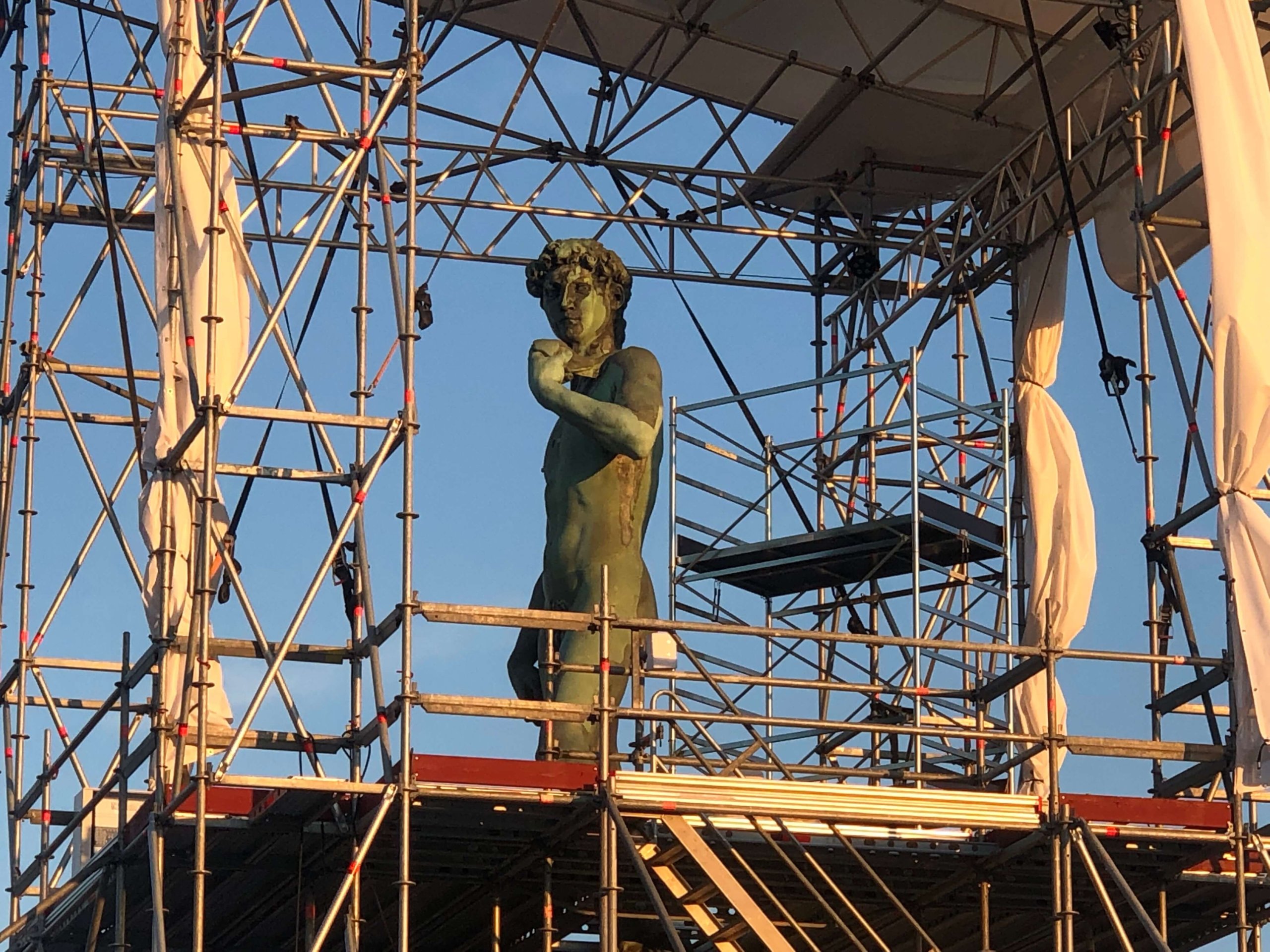 フィレンツェ・ミケランジェロ広場のダビデ像