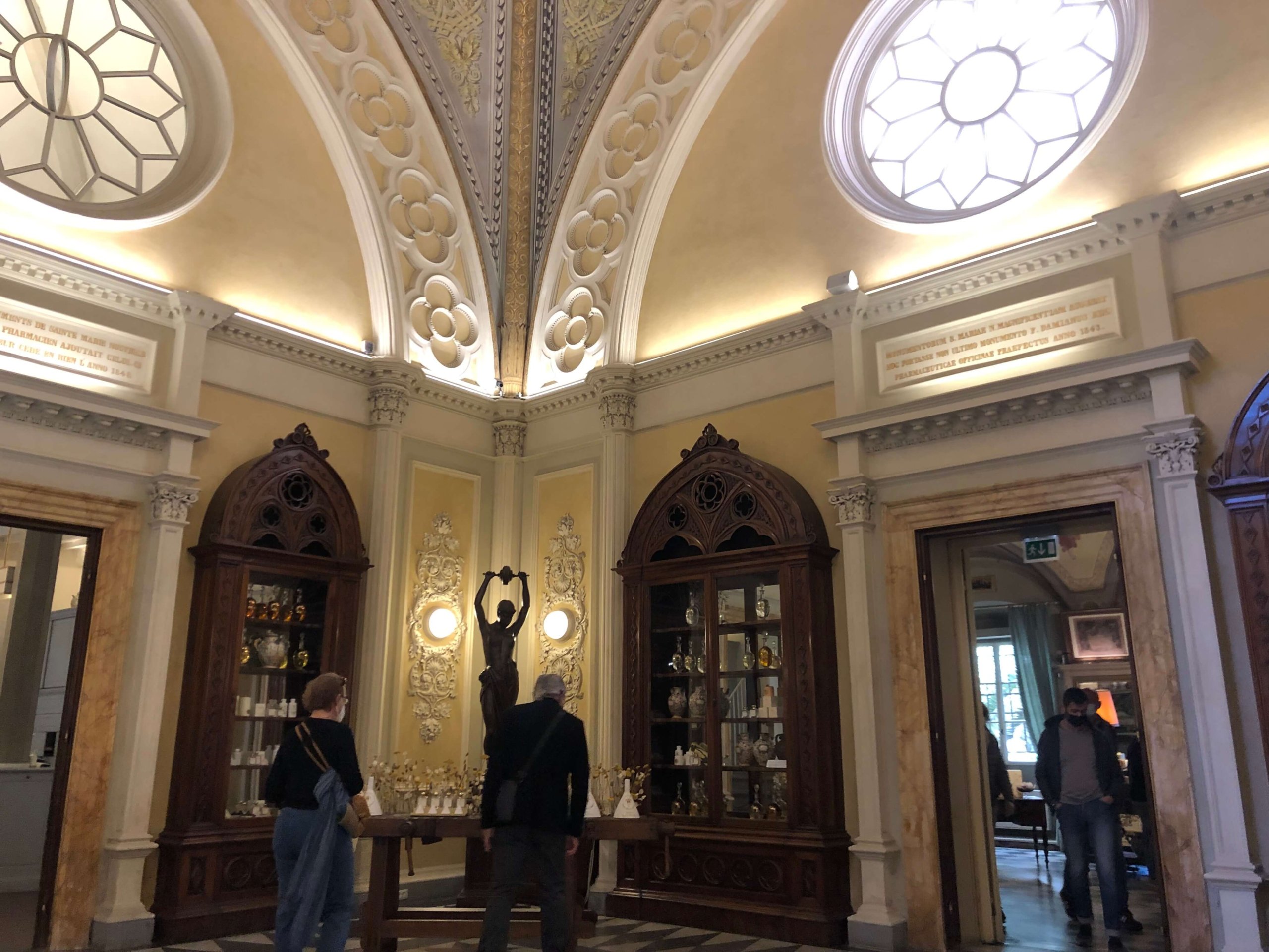 フィレンツェ・サンタマリアノベッラ薬局