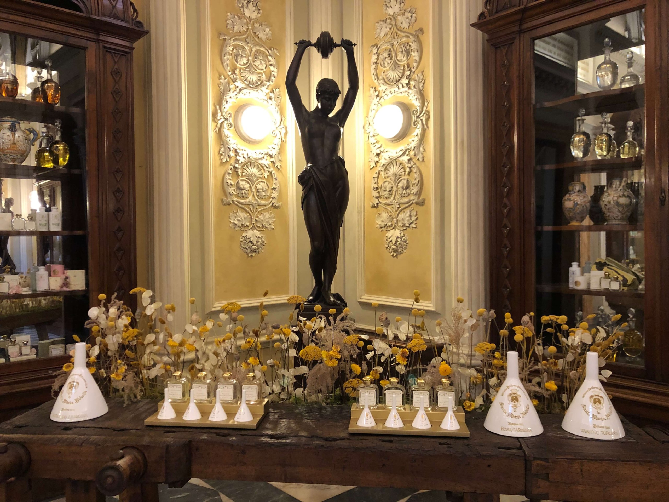 フィレンツェ・サンタマリアノベッラ薬局