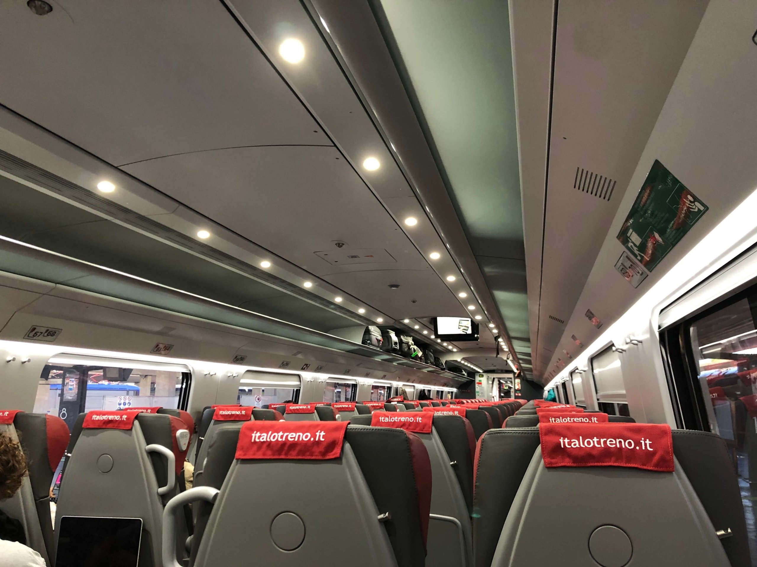 .italo車内