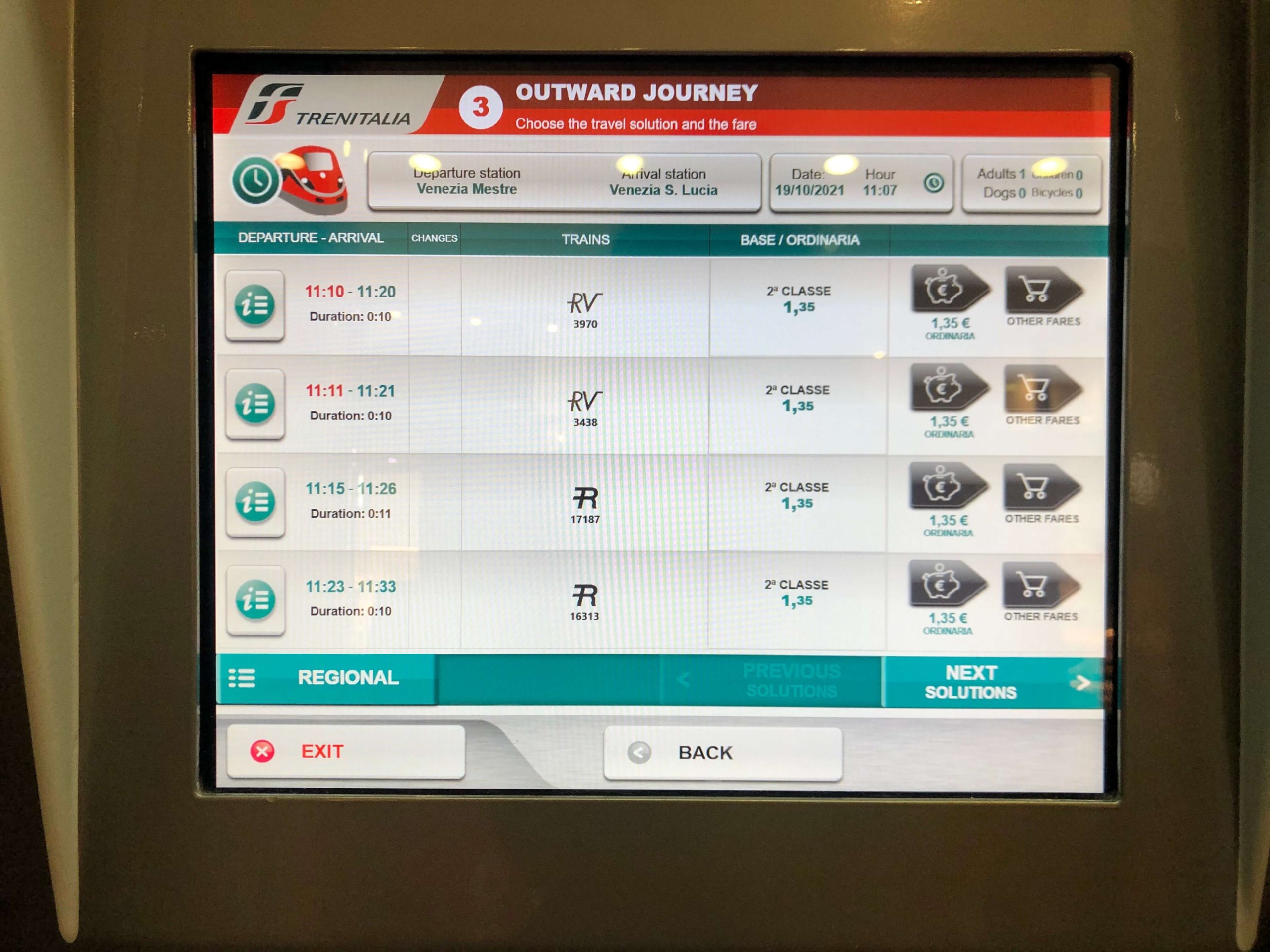 メストレ駅・トレニアタリア券売機