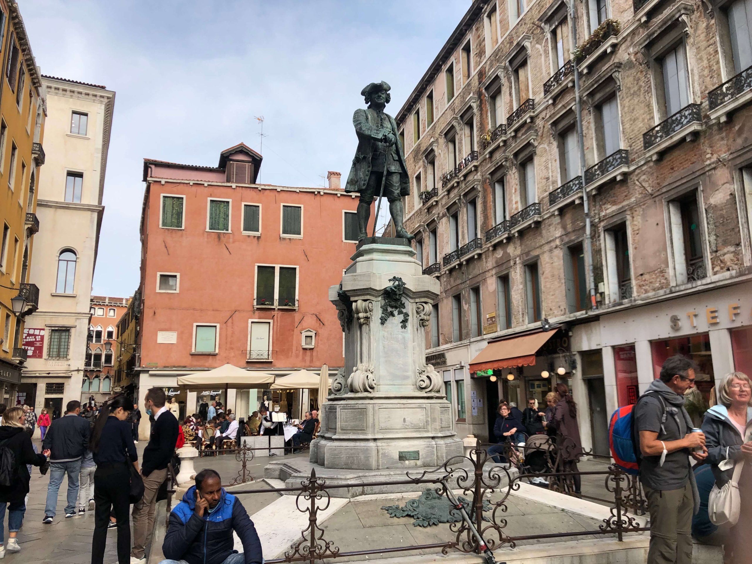 ベネツィア・サン・ボルトロメロ広場