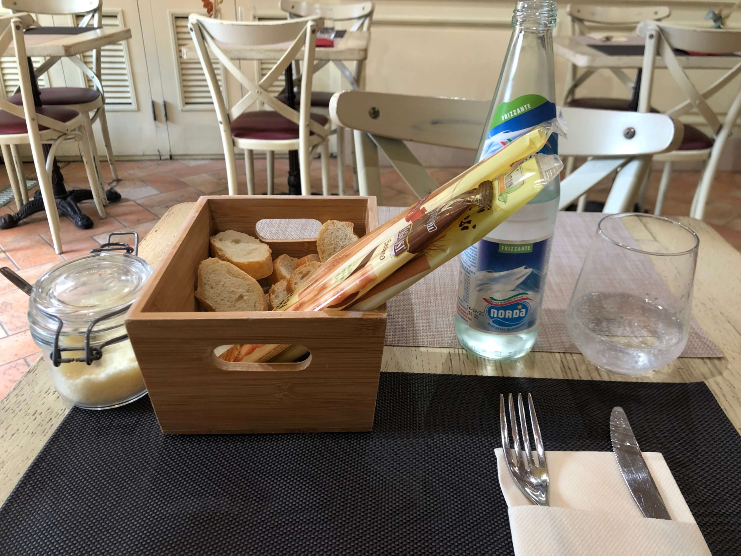 ベネツィア・Aquila Restaurant Wine Bar