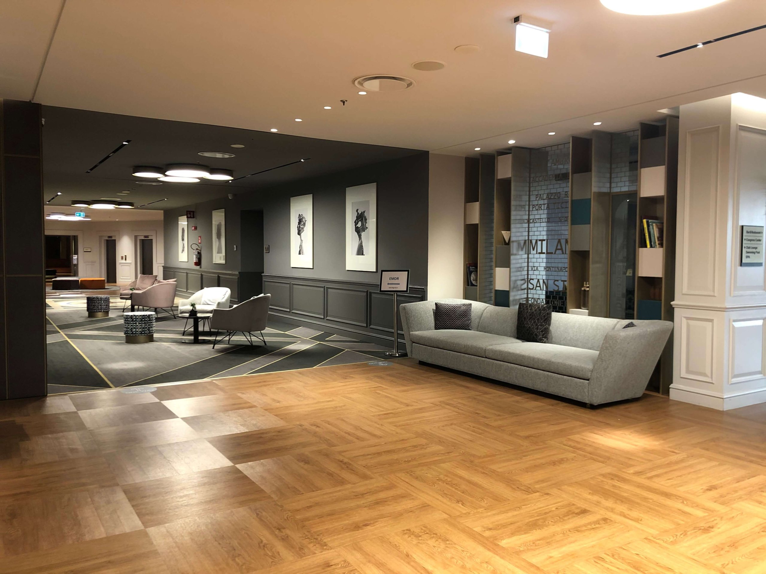 シェラトン・ロビー