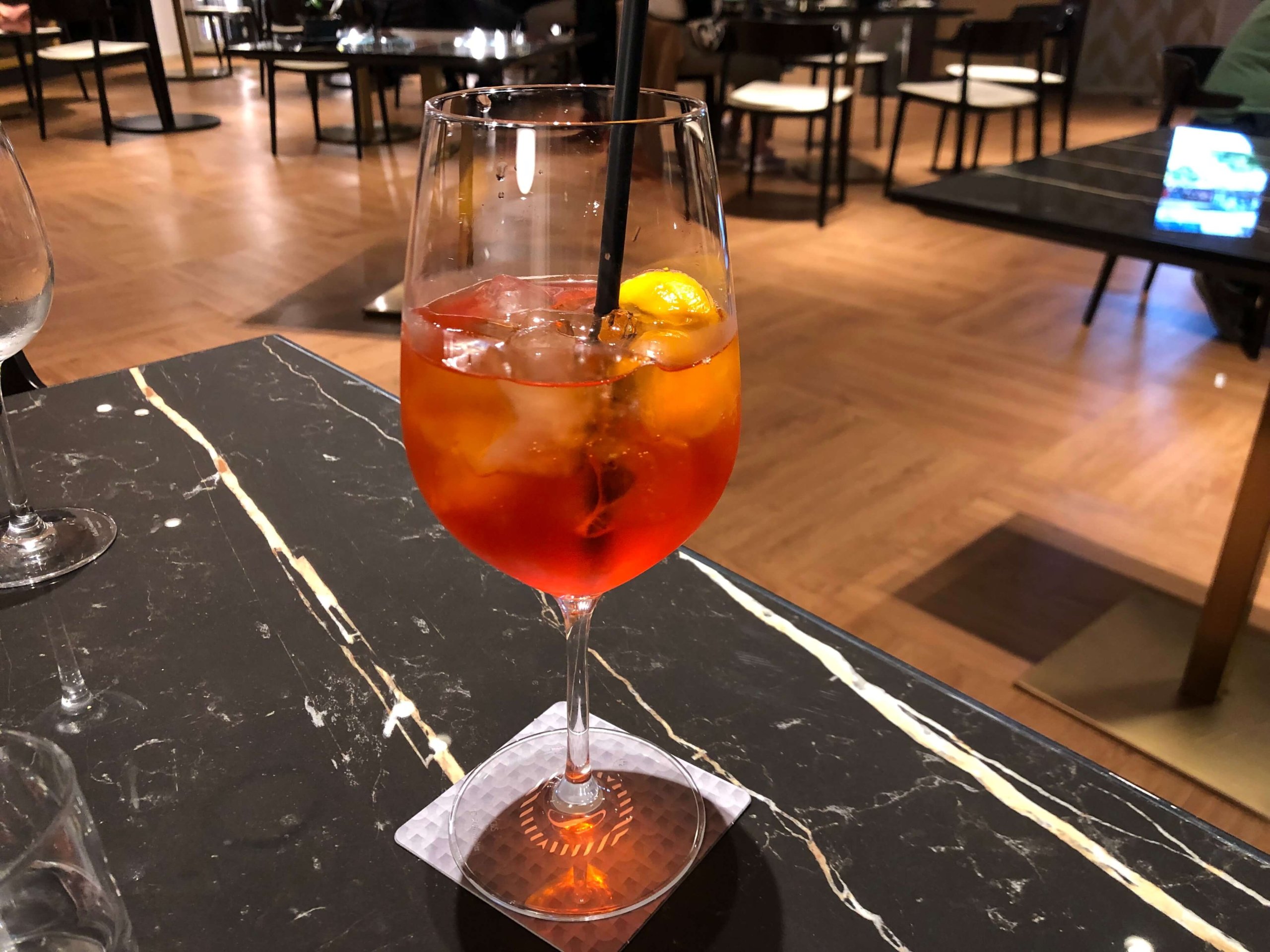 シェラトン・ハッピーアワー・アペロール