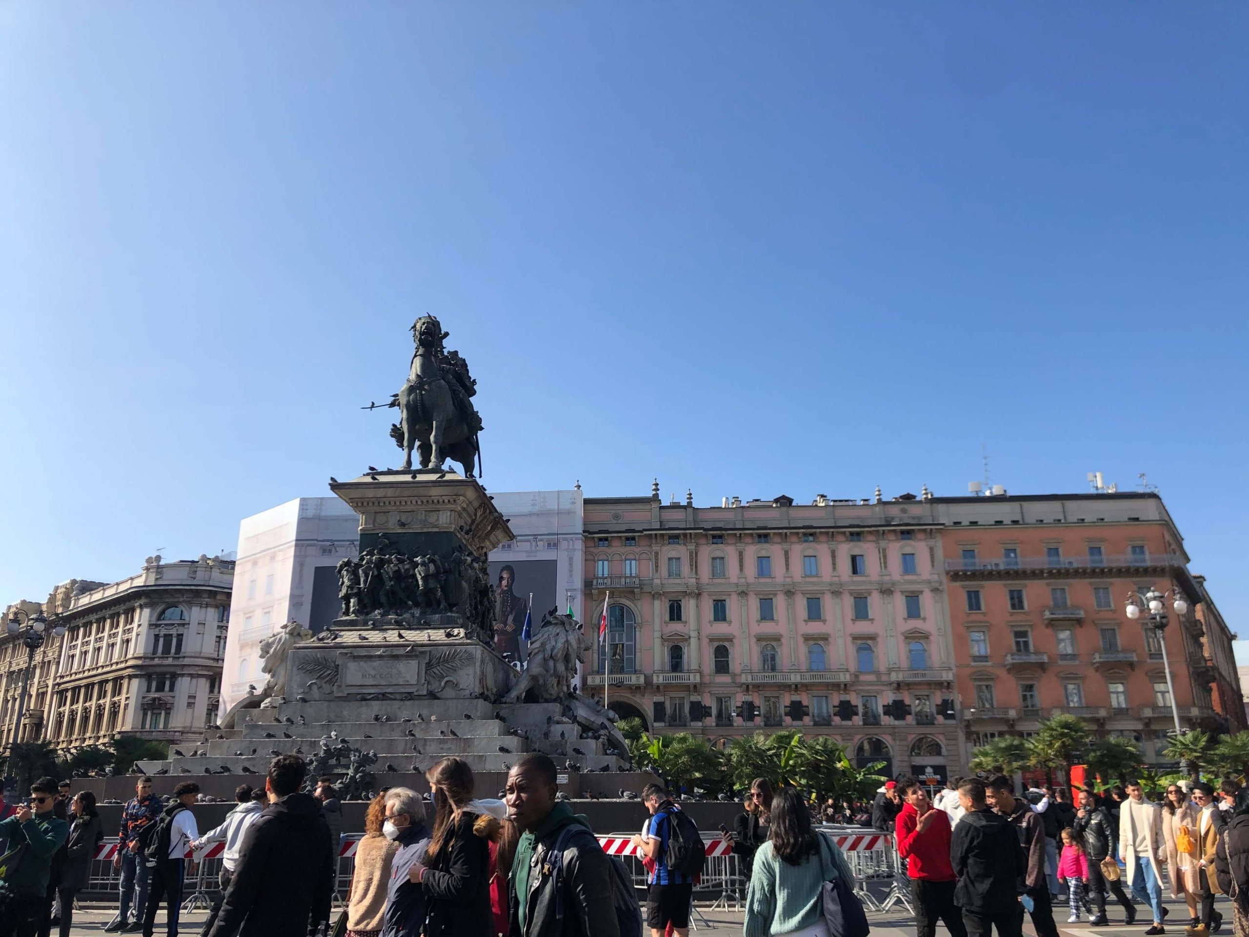 ミラノ・ドゥオモ広場