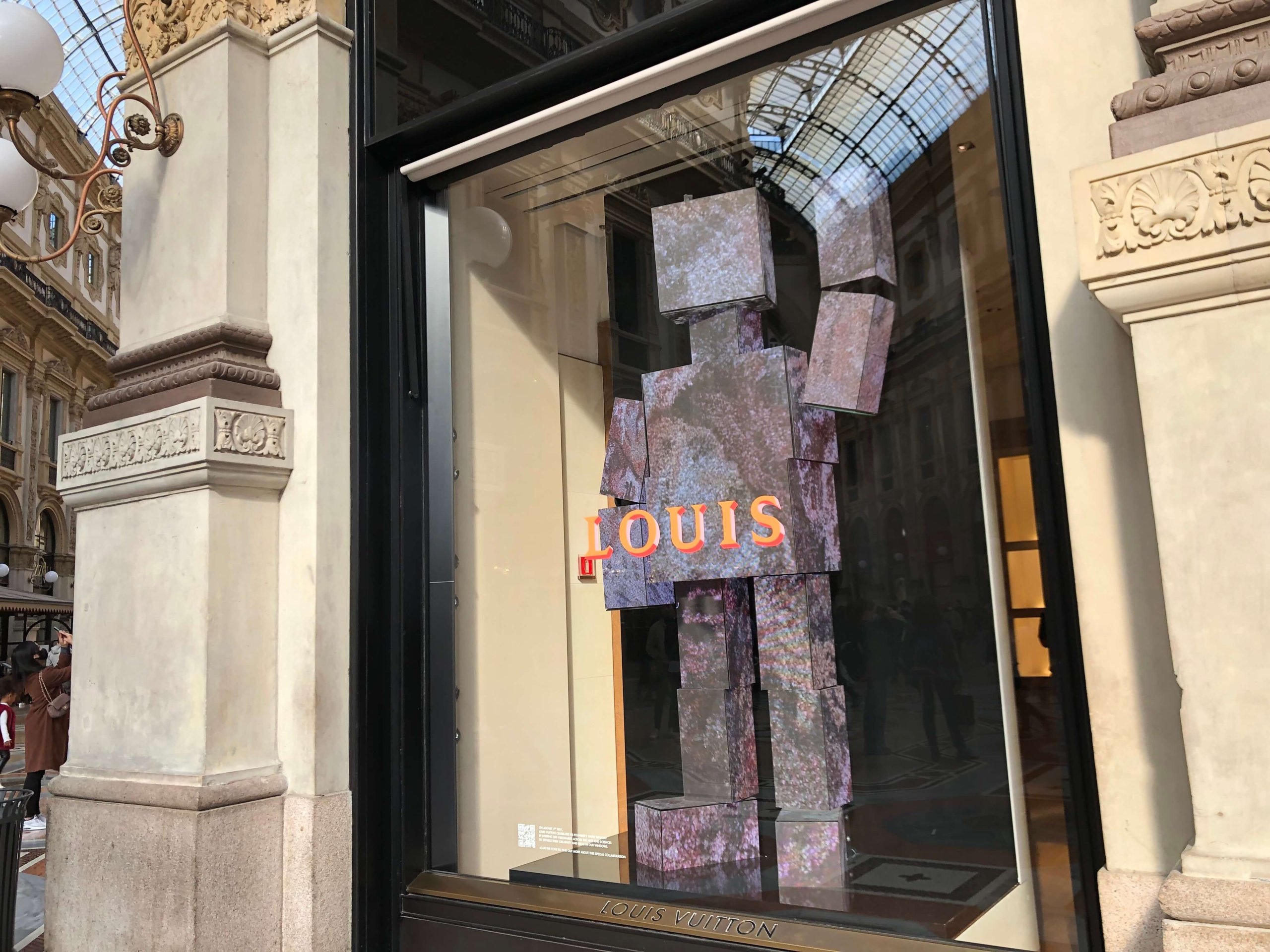 ミラノ・ルイヴィトン