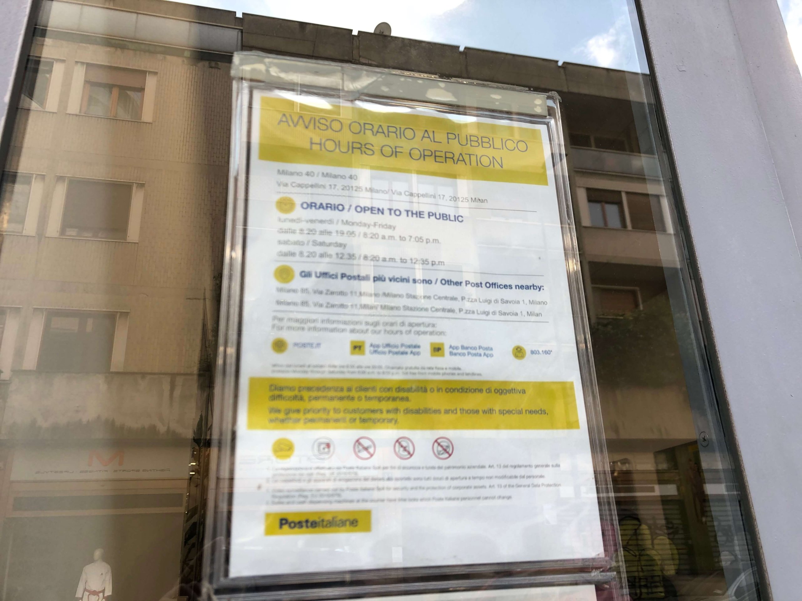 ミラノ・ミラノ中央駅の近くの郵便局