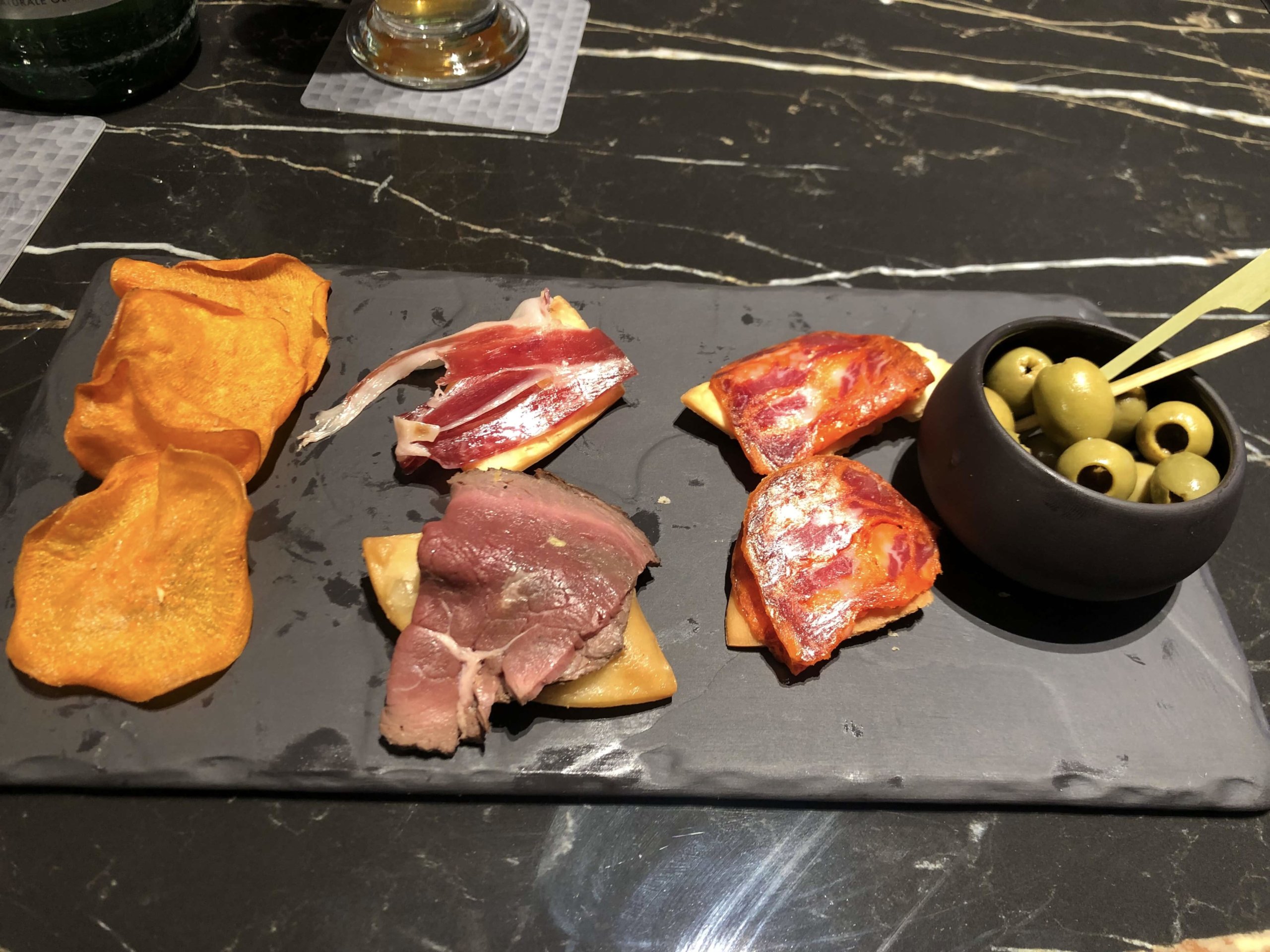 シェラトン・ハッピーアワー・おつまみ