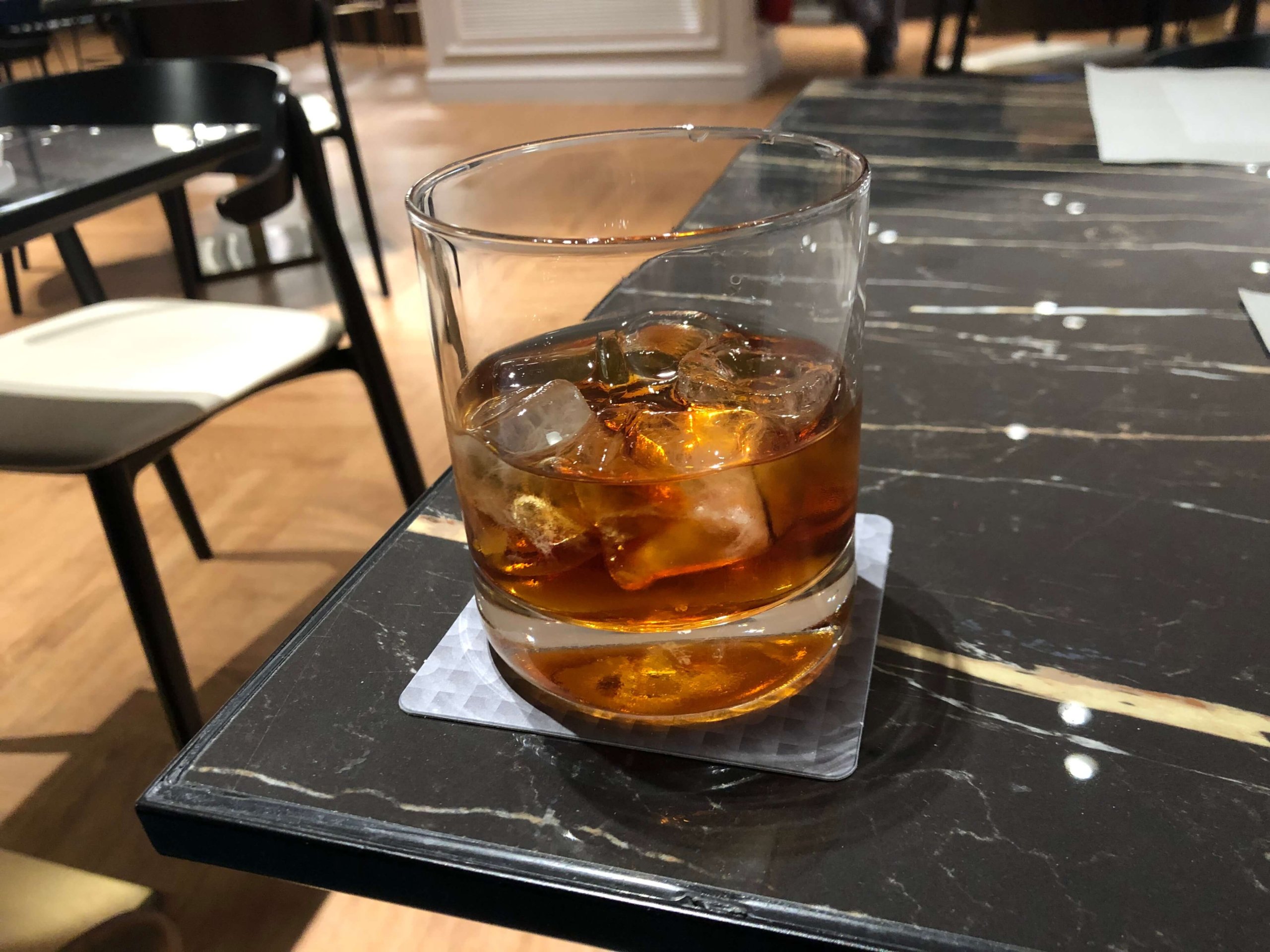 シェラトン・ハッピーアワー・アマーロ・モンテネグロ