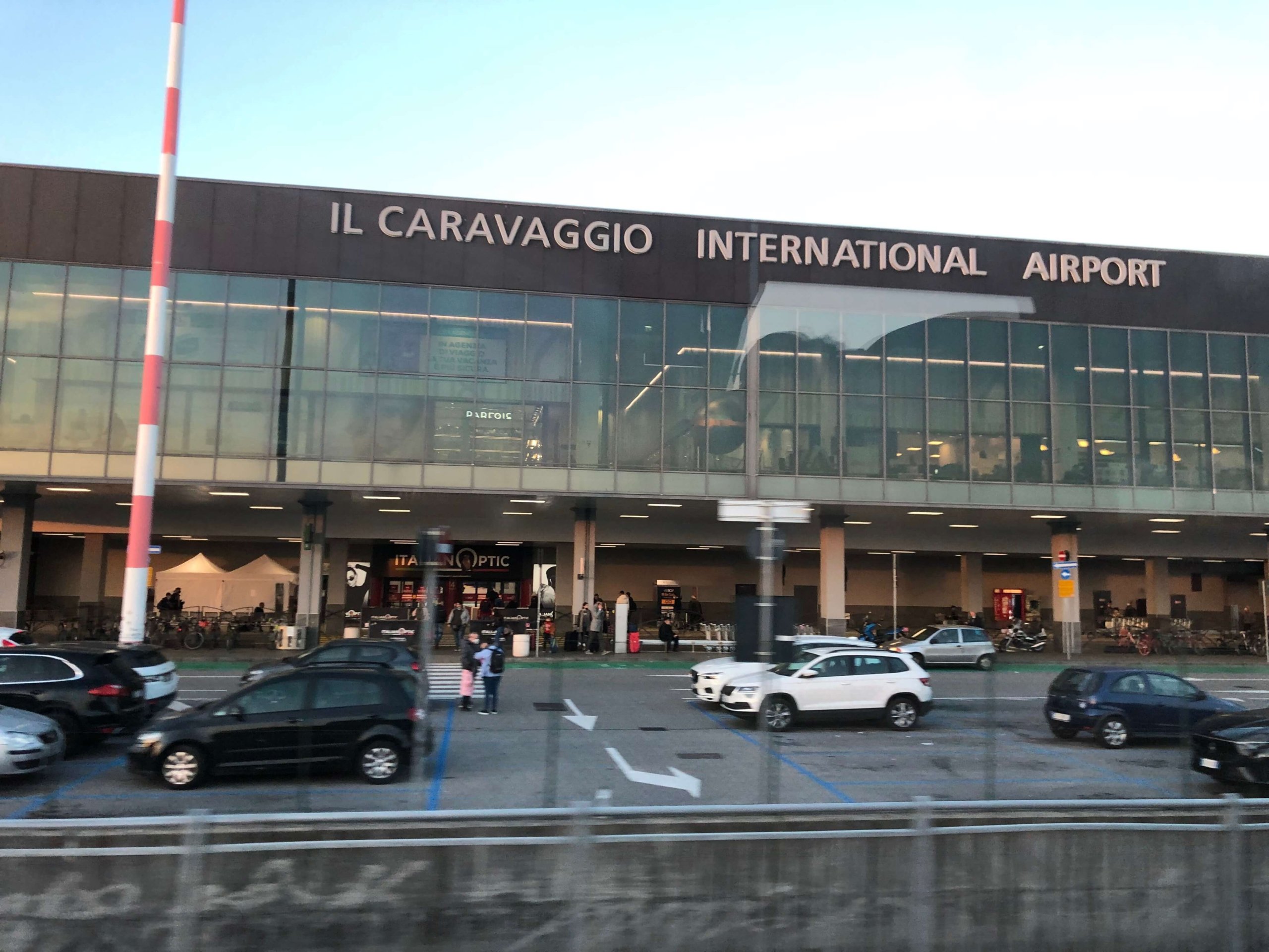 オーリオ・アル・セーリオ空港