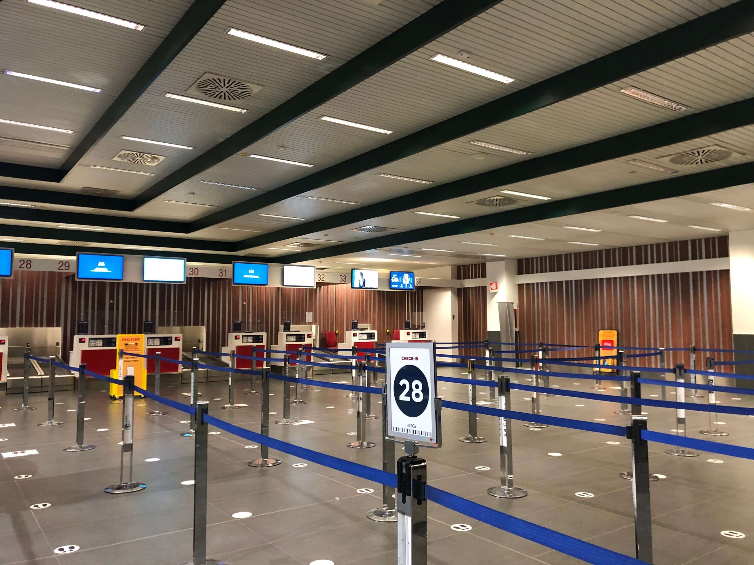 オーリオ・アル・セーリオ空港