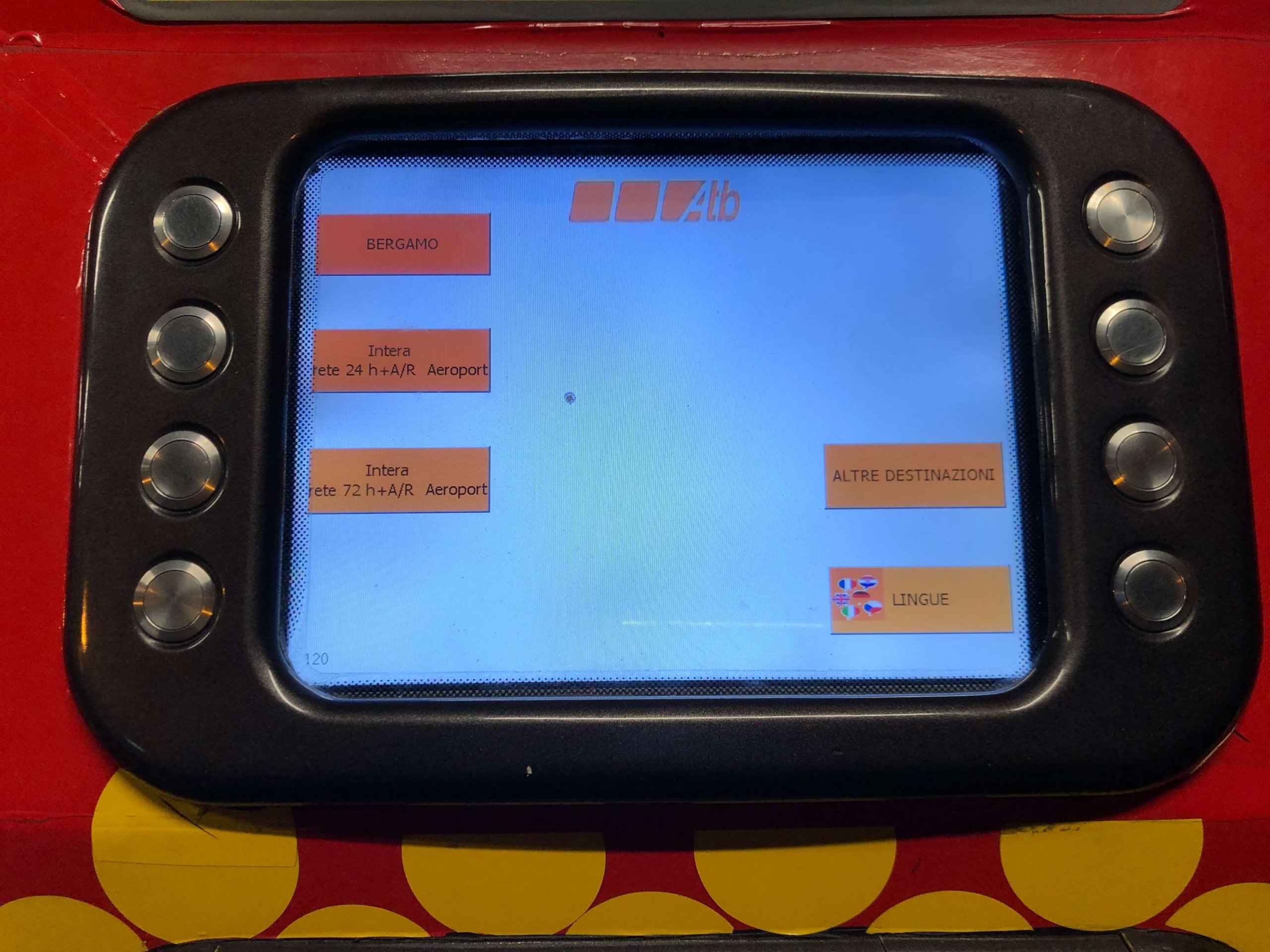 オーリオ・アル・セーリオ空港・バスチケット券売機